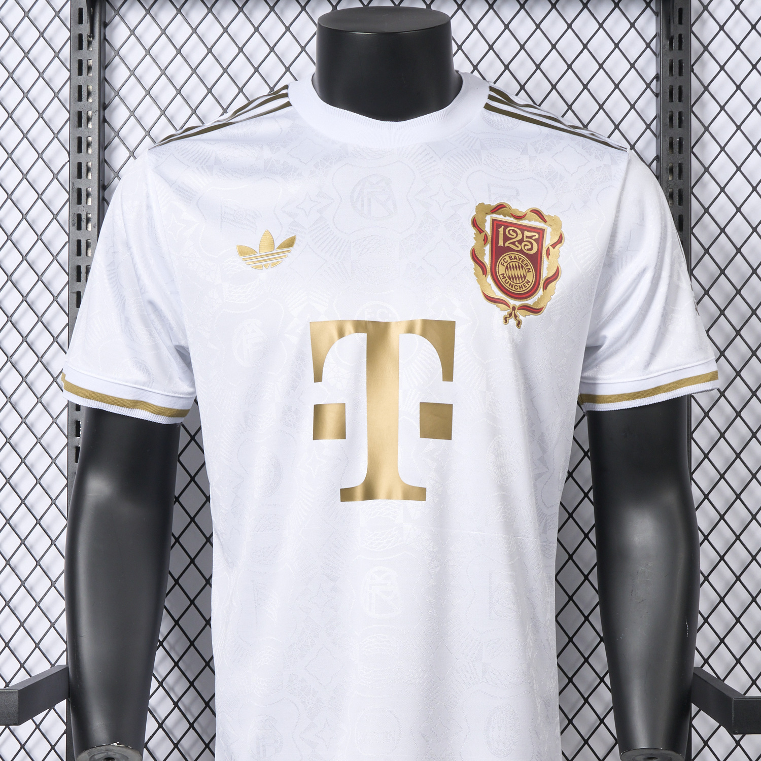 AlphaJersey-Bayern Munich 2025 White 125th Anniversary Jersey - Player Version
