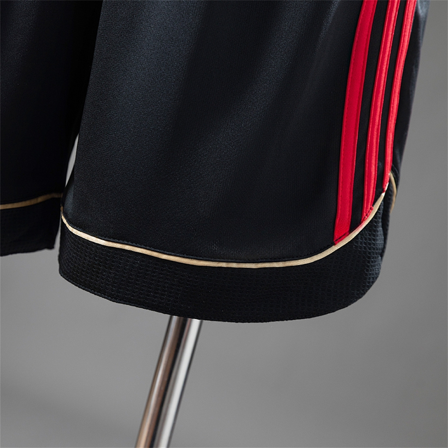 AlphaJersey-Retro AC Milan 2006-07 Home Shorts
