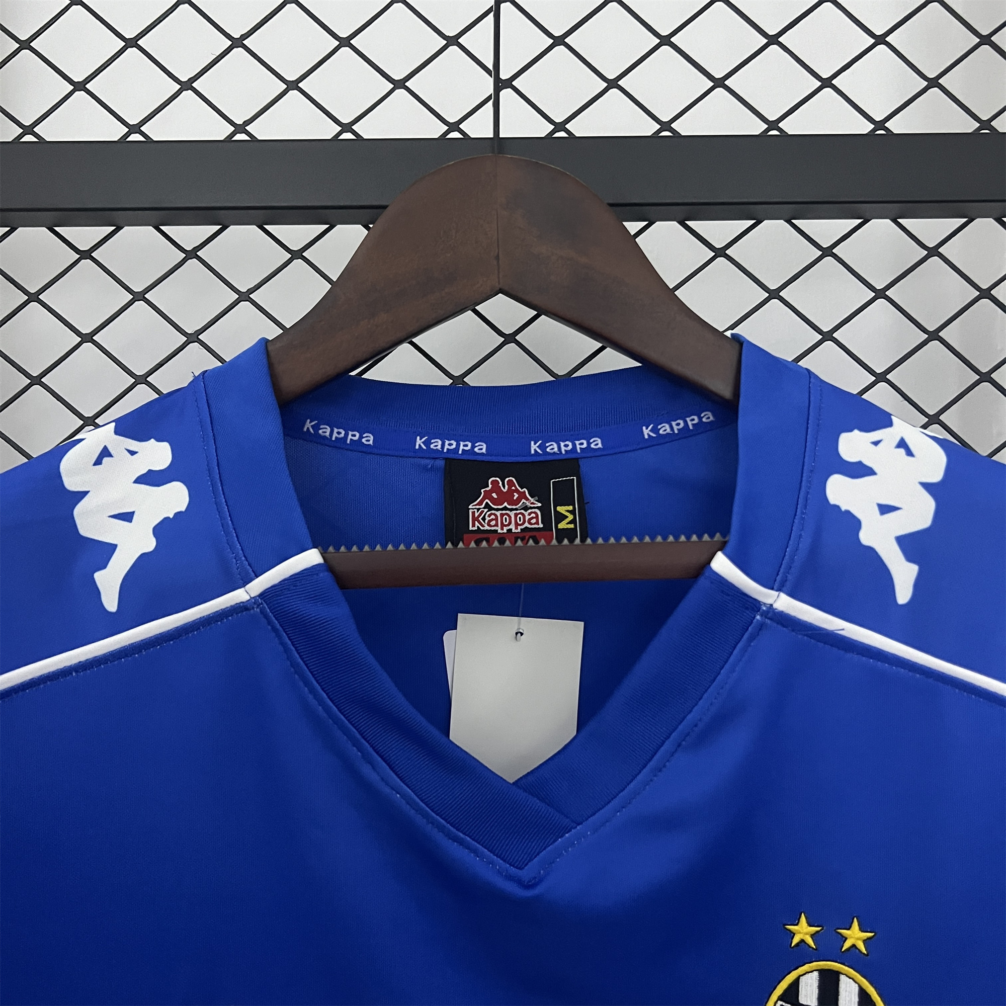 AlphaJersey-Retro Juventus 1999-00 Away Jersey