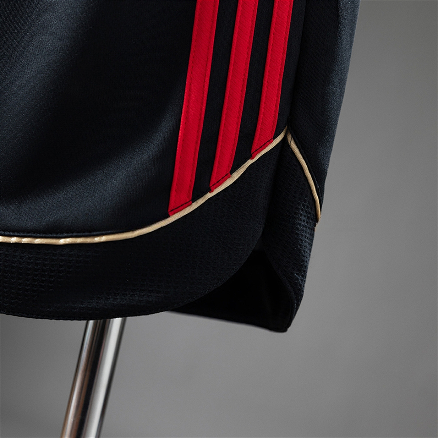 AlphaJersey-Retro AC Milan 2006-07 Home Shorts