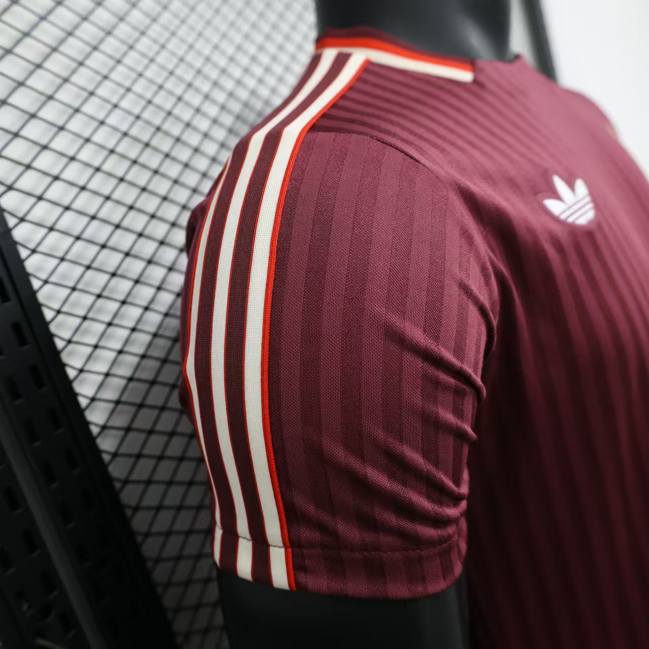 AlphaJersey-Bayern Munich 2025 Red Icon Retro Jersey - Player Version