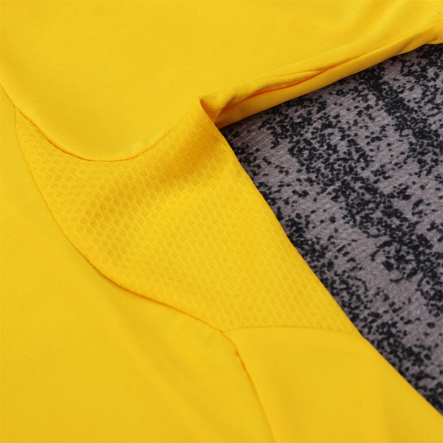 AlphaJersey-Retro Real Madrid 2011-12 Yellow Goalkeeper Kids Kit