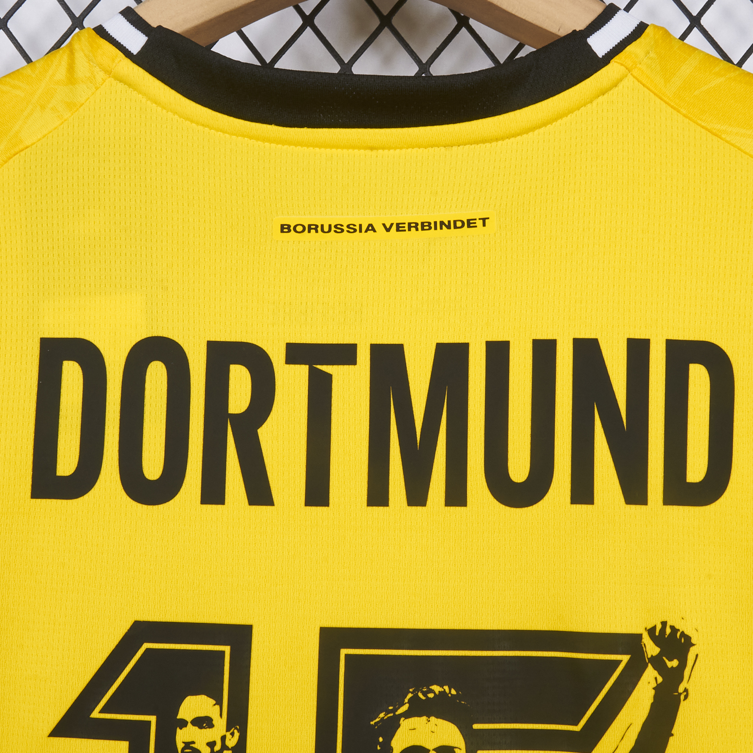 AlphaJersey-【Hummels Special Font】Dortmund 26-27 Home Jersey - Fans Version