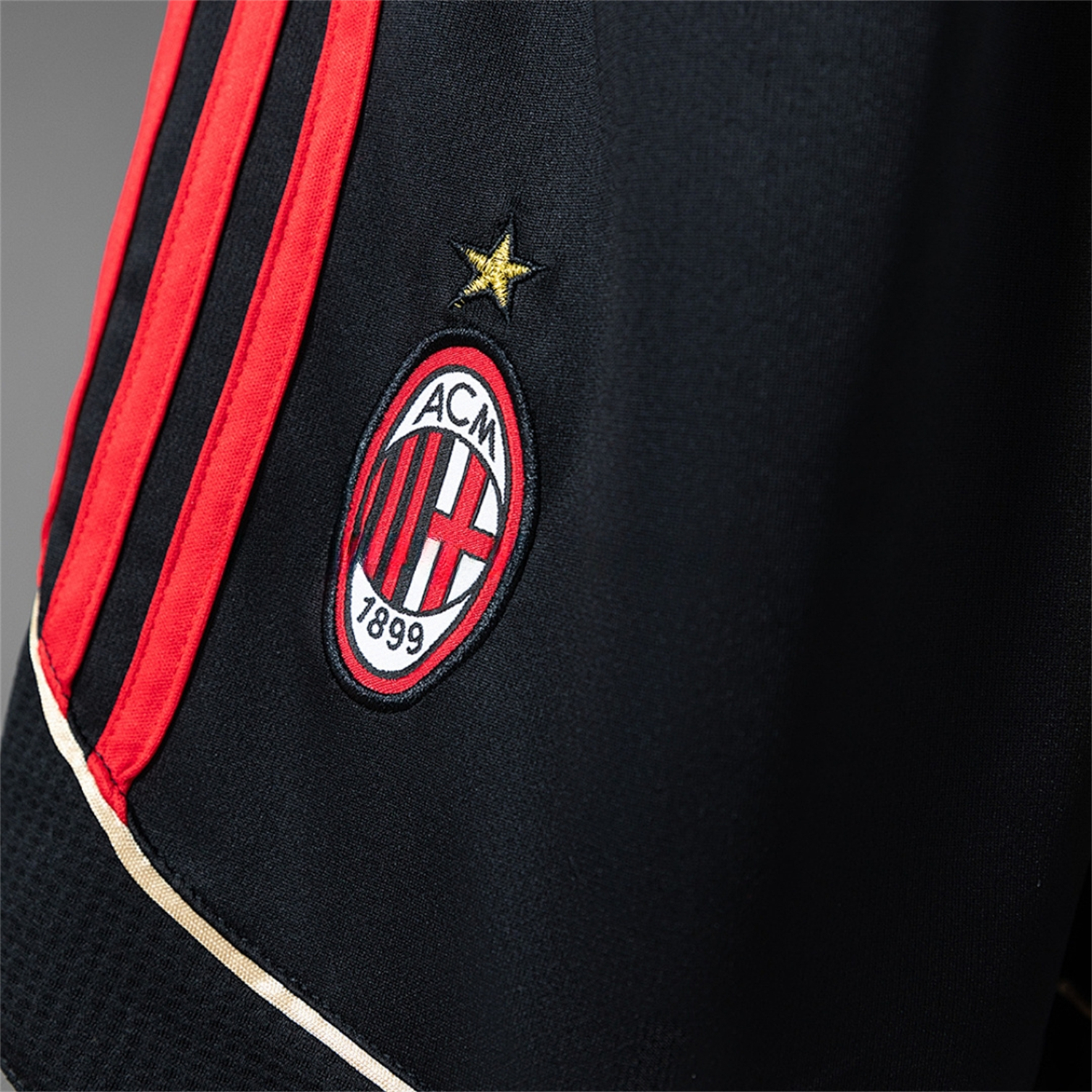 AlphaJersey-Retro AC Milan 2006-07 Home Shorts