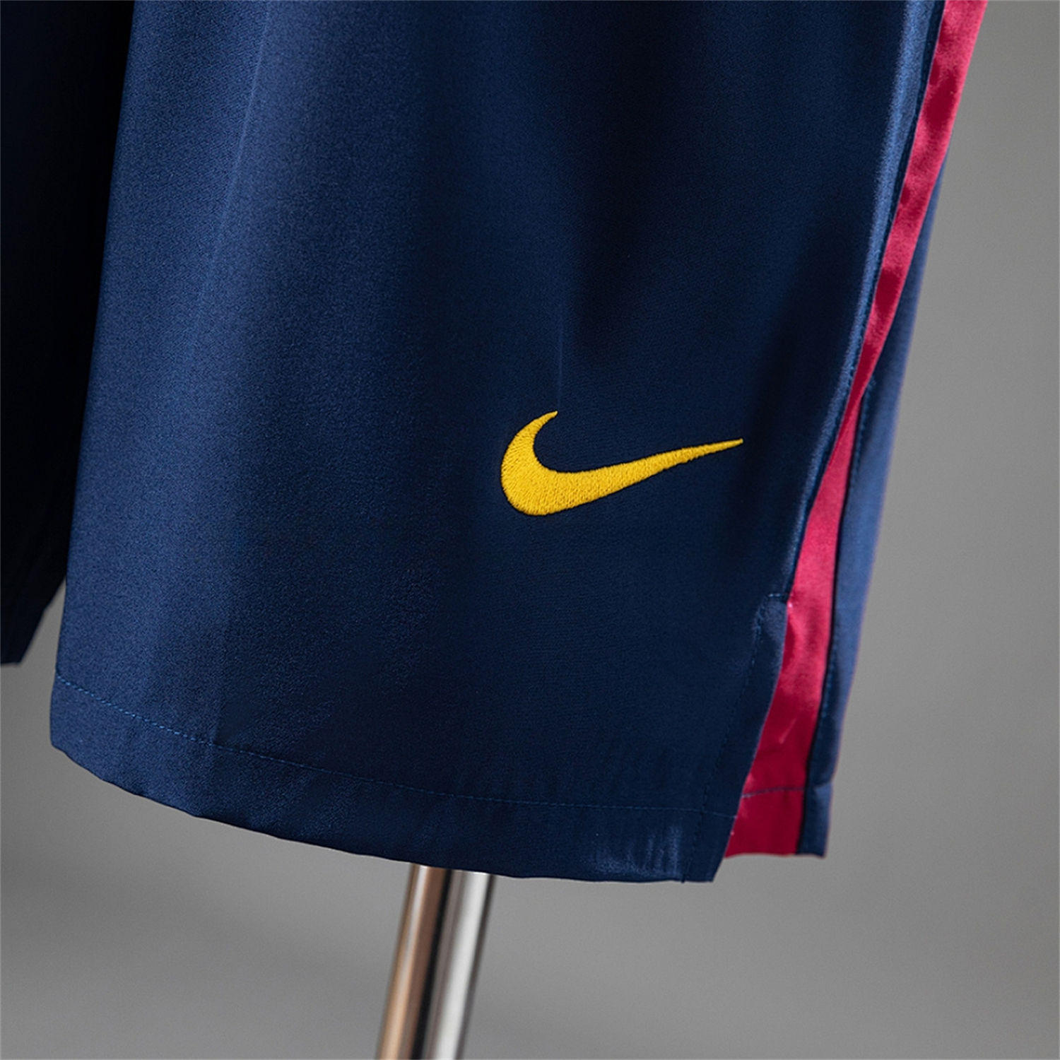 AlphaJersey-Retro Barcelona 2014-15 Home Shorts