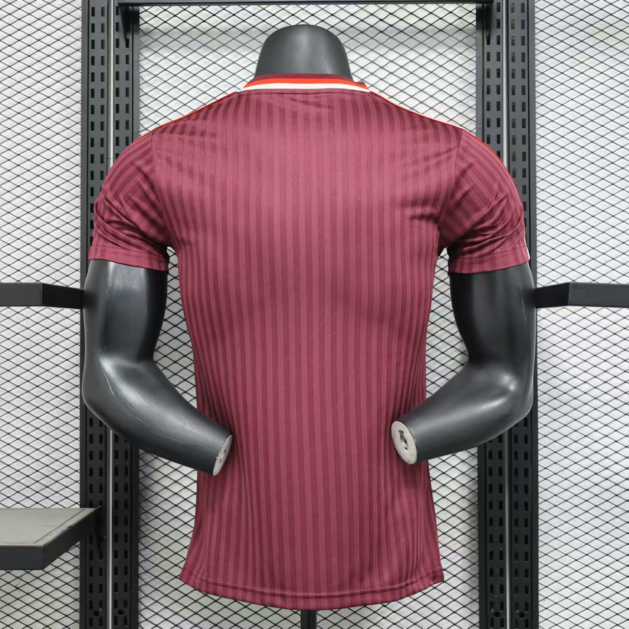 AlphaJersey-Bayern Munich 2025 Red Icon Retro Jersey - Player Version