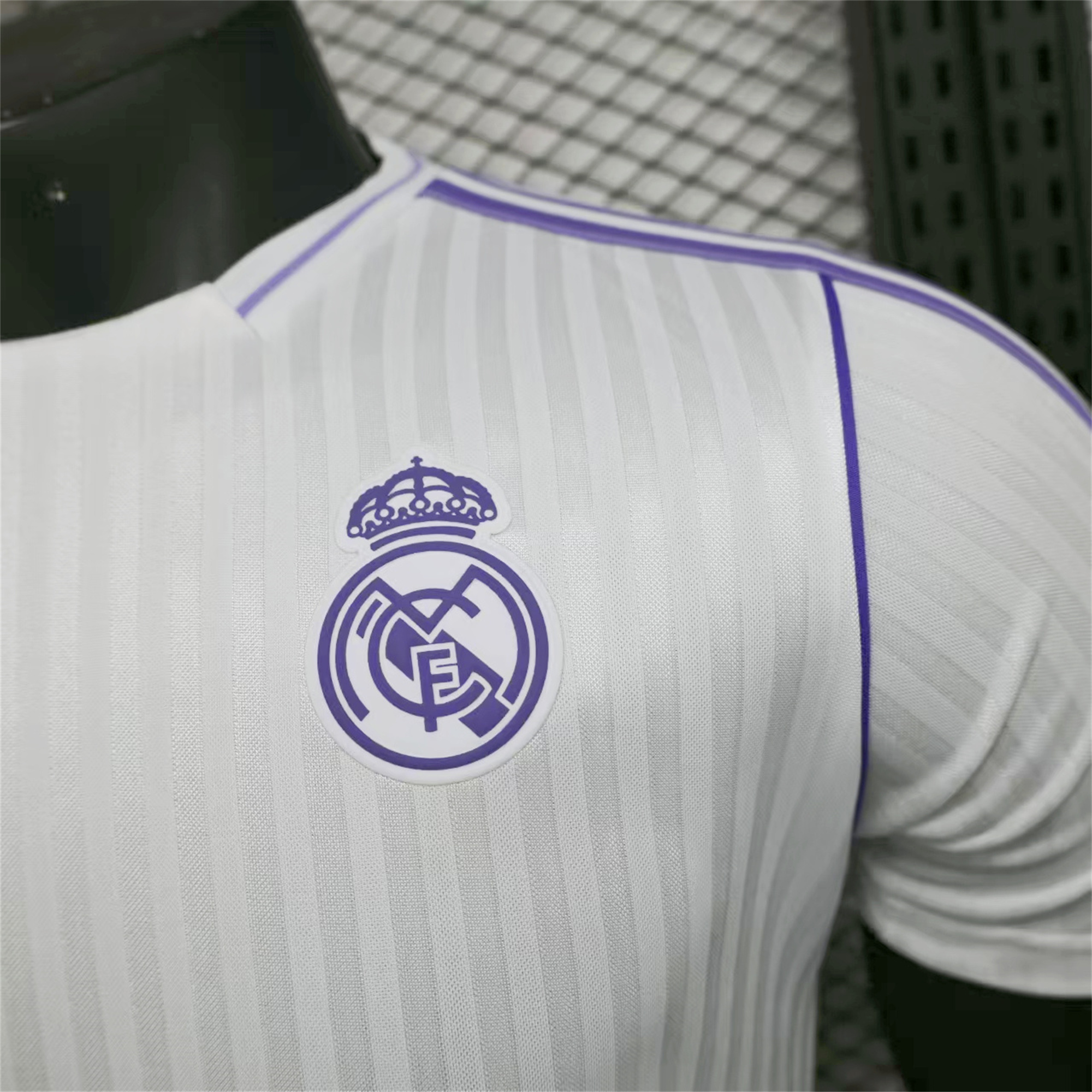AlphaJersey-Real Madrid 2025 White Icon Retro Jersey - Player Version