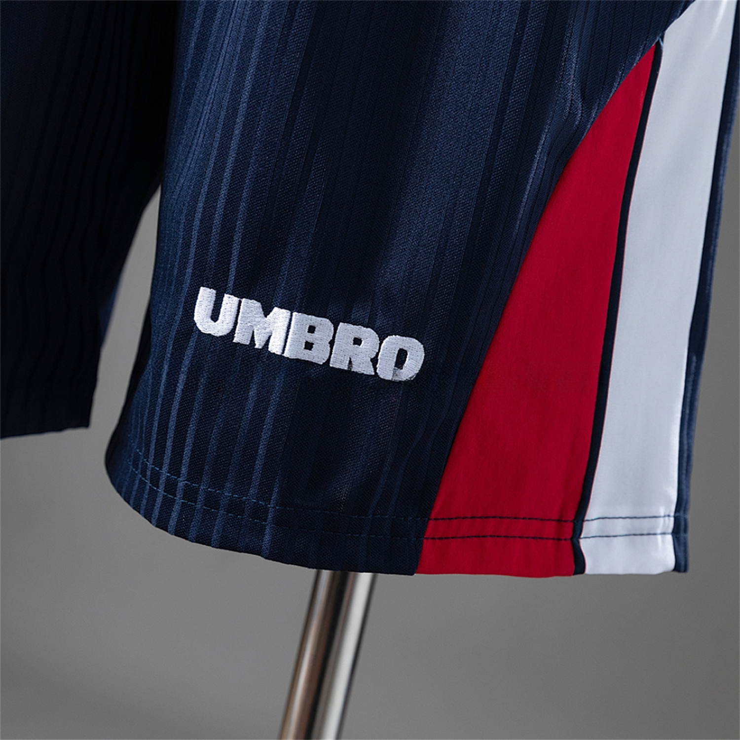 AlphaJersey-Retro England 1998 Home Shorts
