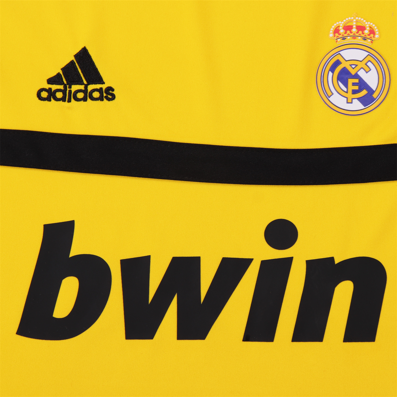 AlphaJersey-Retro Real Madrid 2011-12 Yellow Goalkeeper Kids Kit