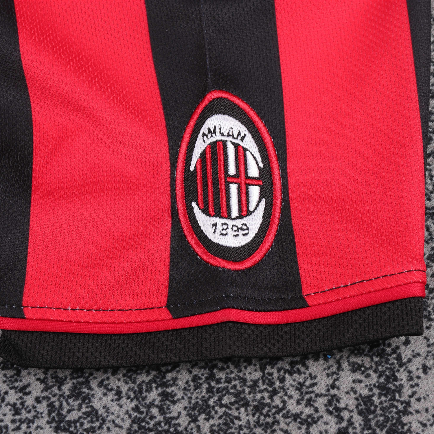 AlphaJersey-Retro AC Milan 1996-97 Home Kids Kit