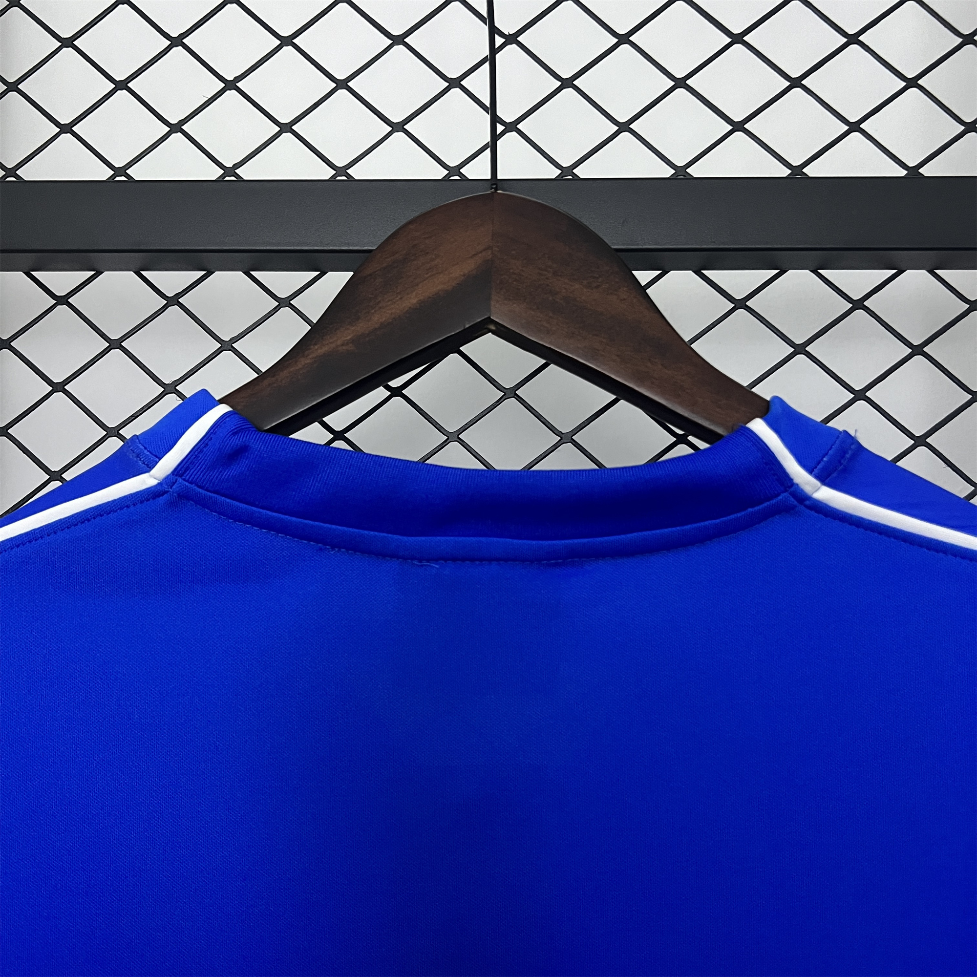 AlphaJersey-Retro Juventus 1999-00 Away Jersey