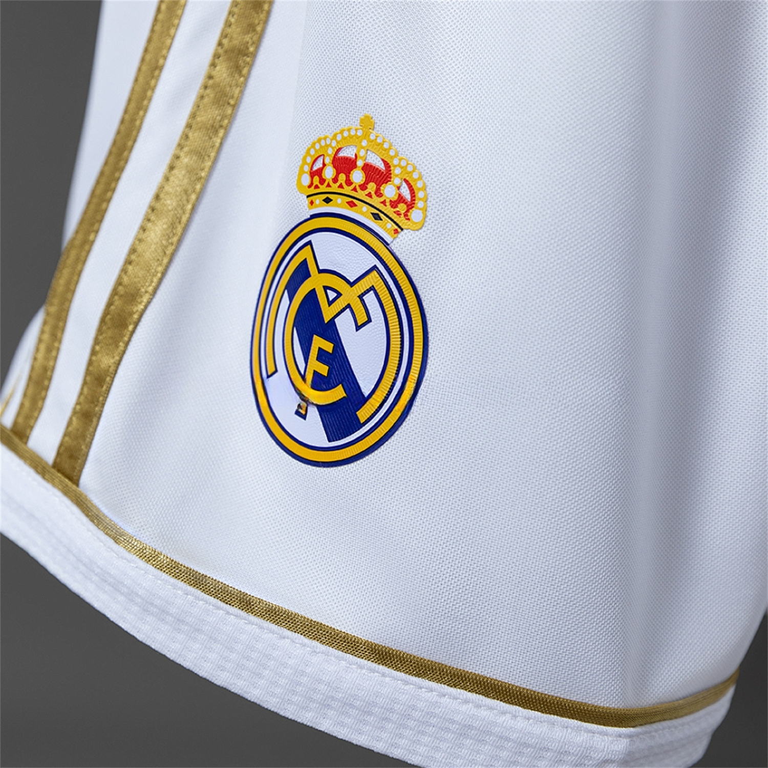 AlphaJersey-Retro Real Madrid 2011-12 Home Shorts