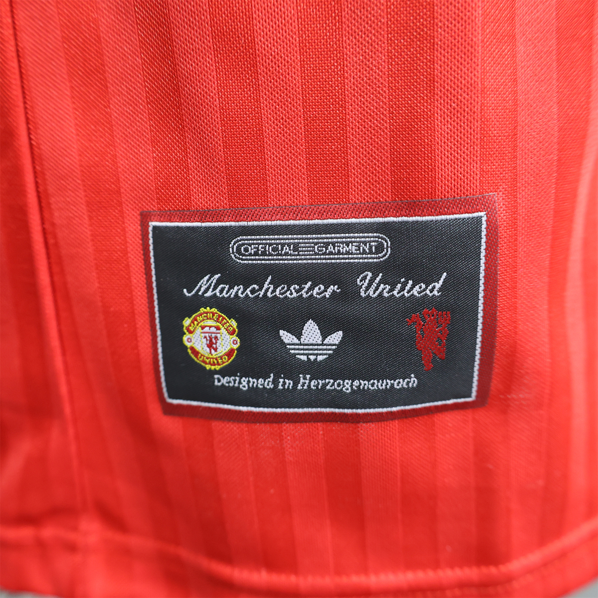 AlphaJersey-Manchester United 2025 Red Icon Retro Jersey - Player Version