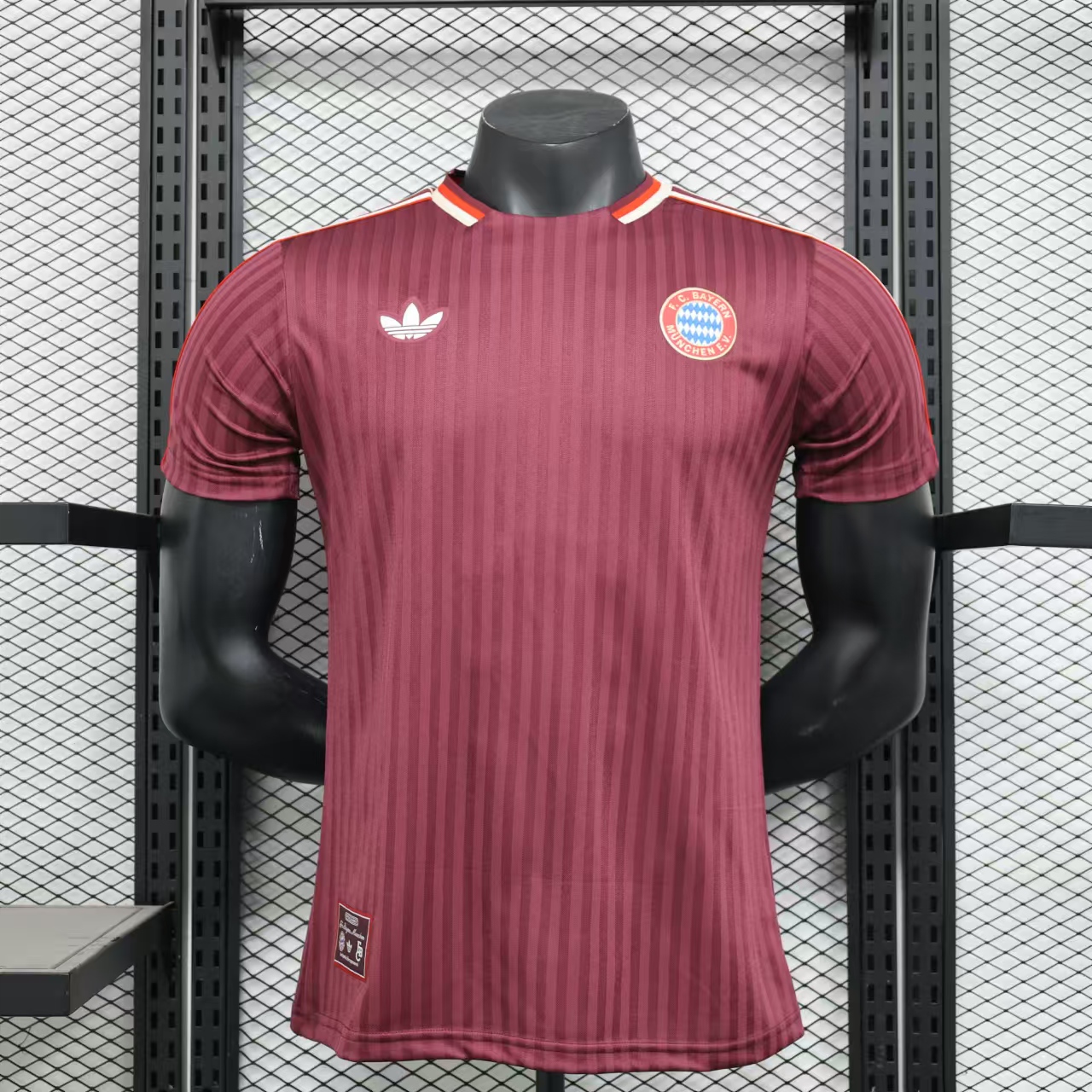 AlphaJersey-Bayern Munich 2025 Red Icon Retro Jersey - Player Version