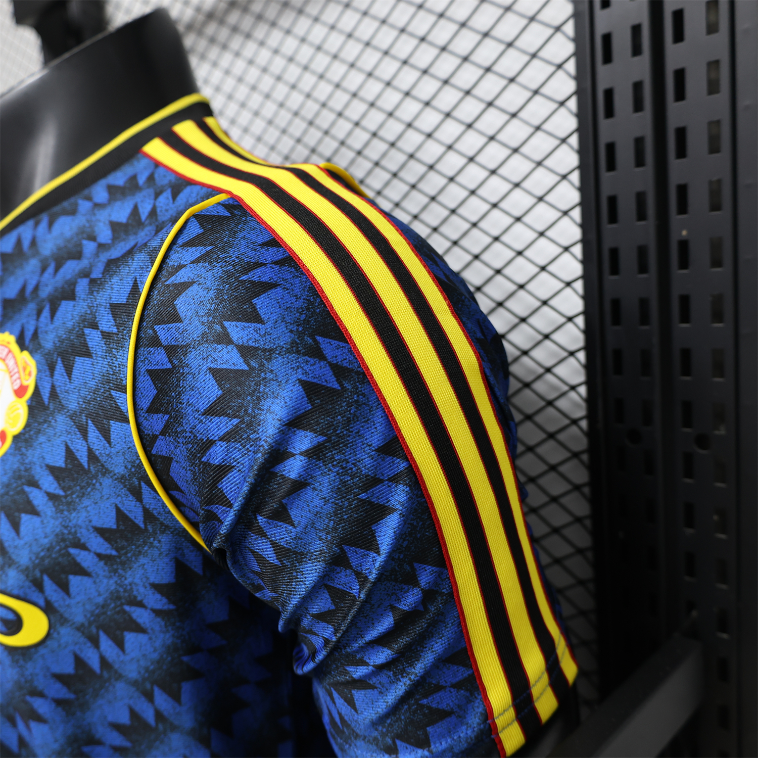 AlphaJersey-Manchester United 26-27 Retro Style Casual Dark Blue Special Jersey - Player Version
