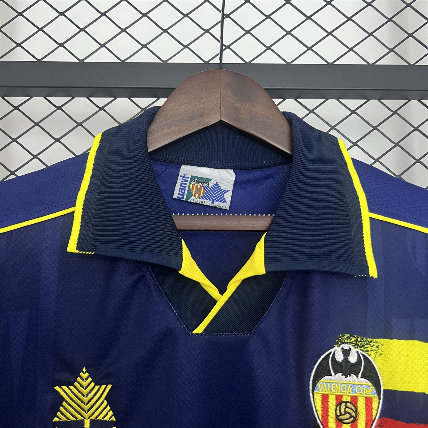 AlphaJersey-Retro Valencia 1996-97 Away Jersey