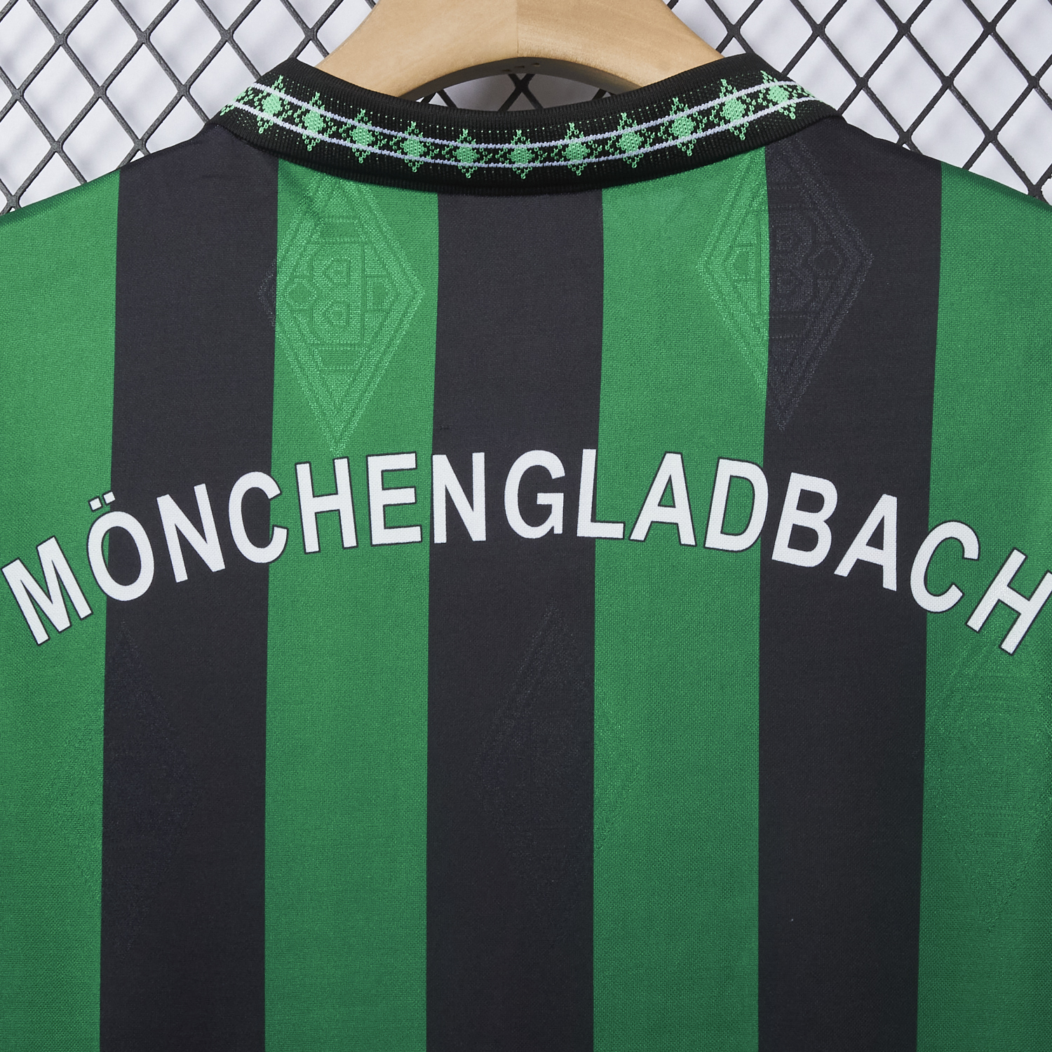 AlphaJersey-Retro Borussia Mönchengladbach 1995-96 Away Jersey