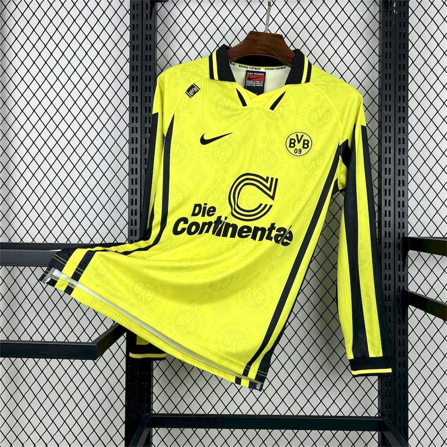 AlphaJersey-Retro Dortmund 1996-97 Home Long Sleeves Jersey