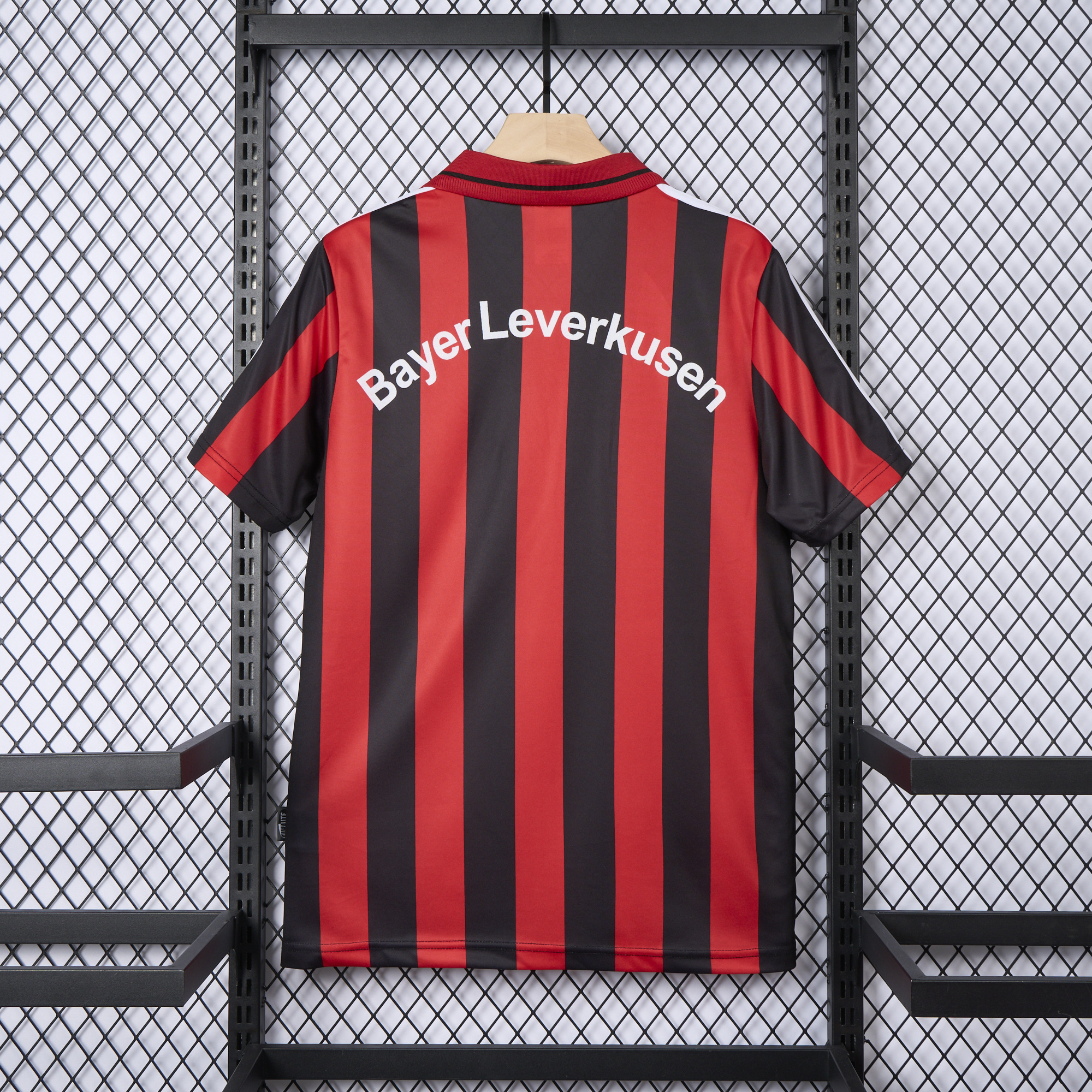 AlphaJersey-Retro Bayer 04 Leverkusen 2001-02 Home Jersey