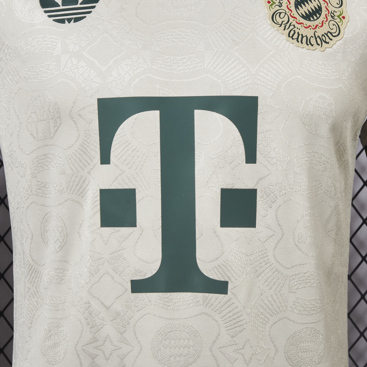AlphaJersey-Bayern Munich 25-26 Oktoberfest Jersey - Player Version