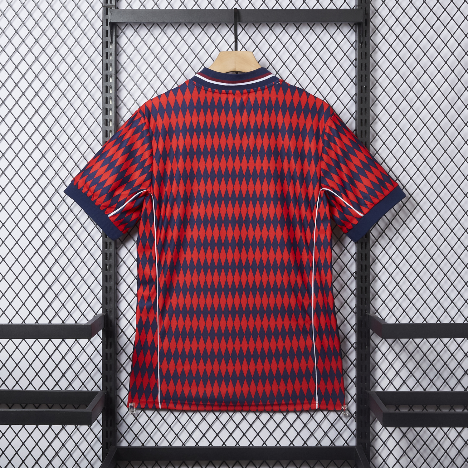 AlphaJersey-Bayern Munich 25-26 Trefoil Retro Style Red And Deep Blue Jersey - Fans Version