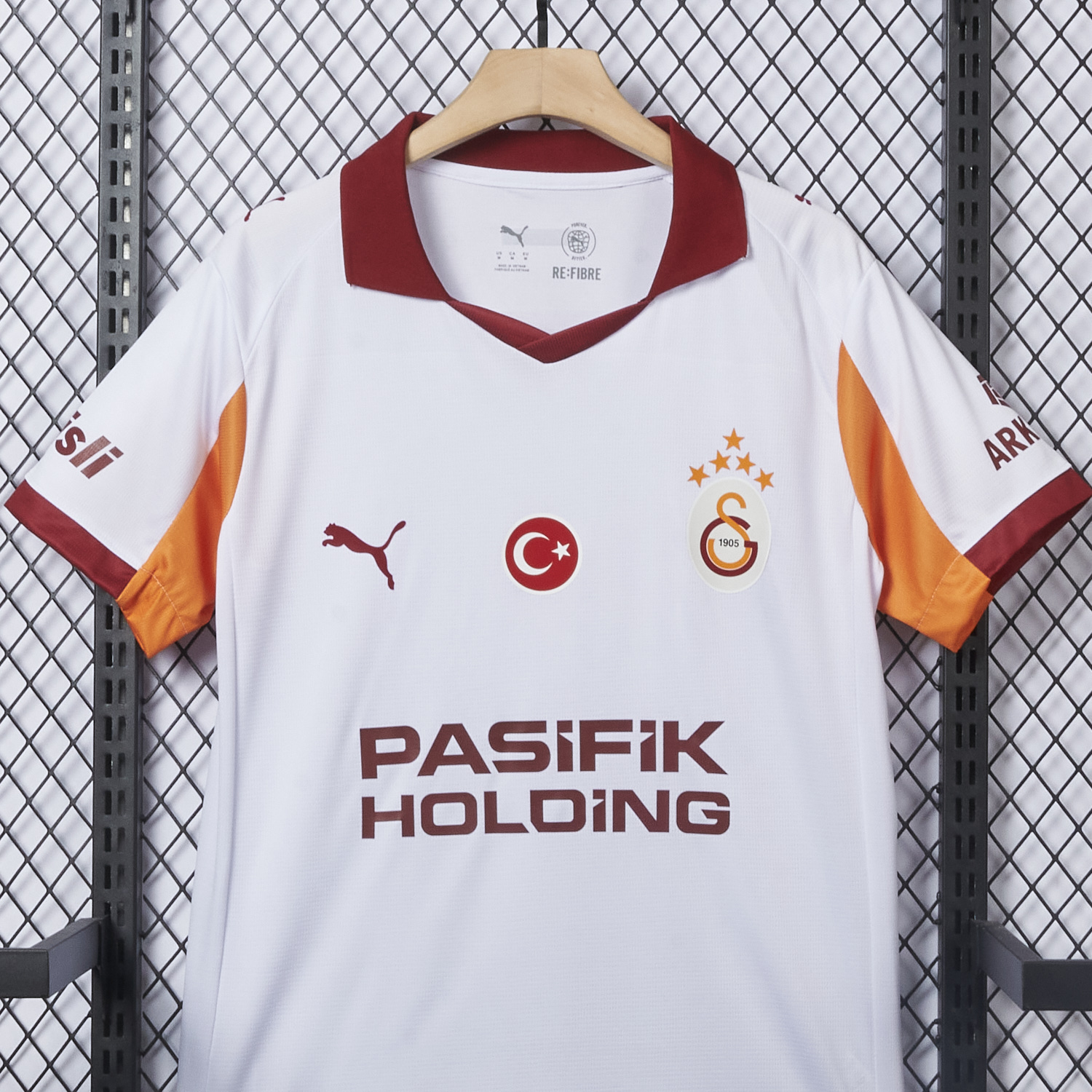 AlphaJersey-Galatasaray 25-26 Away Jersey with Five Stars - Fans Version