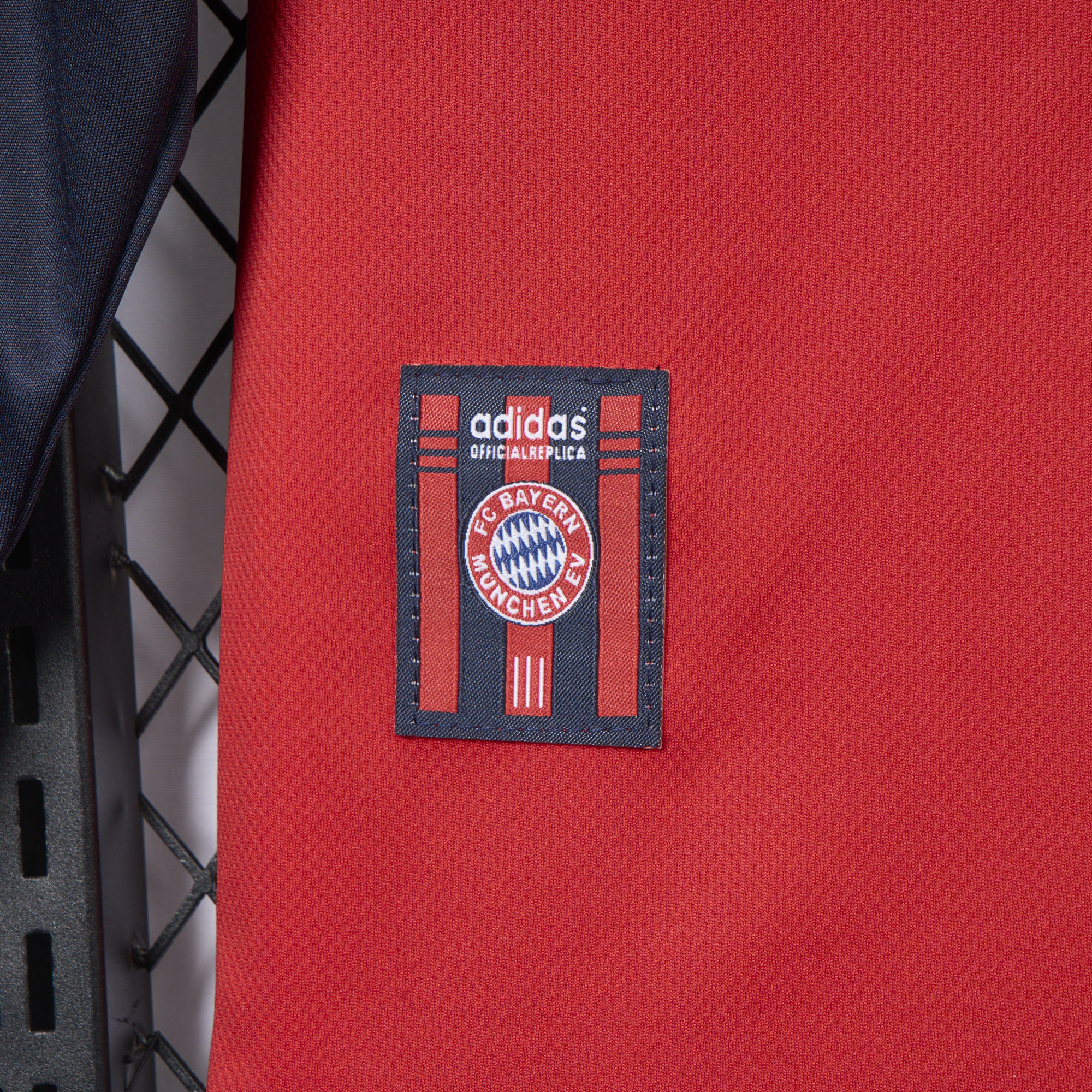 AlphaJersey-Retro Bayern Munich 2000-01 Home Long Sleeve Jersey