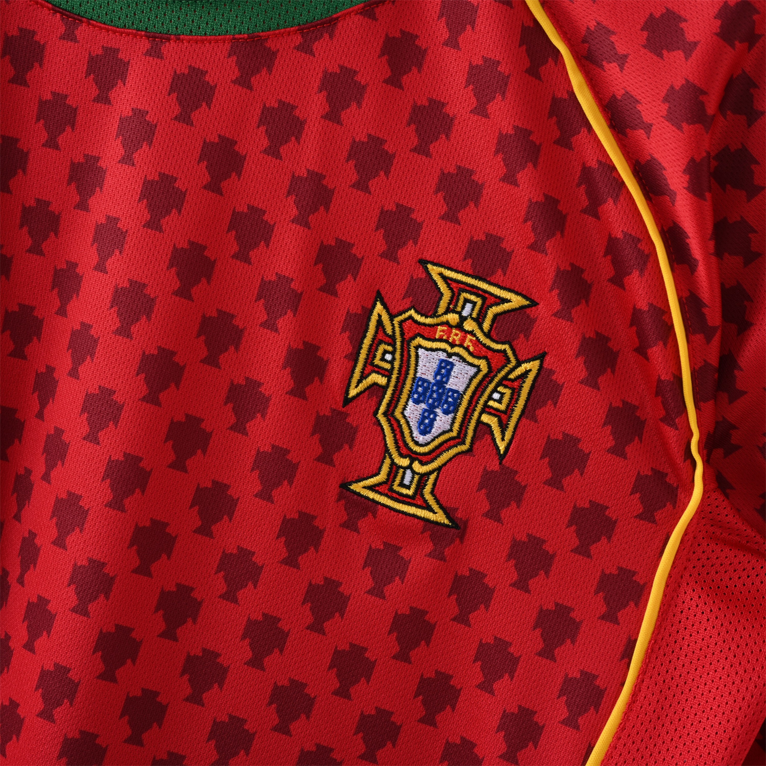 AlphaJersey-Retro Portugal 2004 Home Jersey