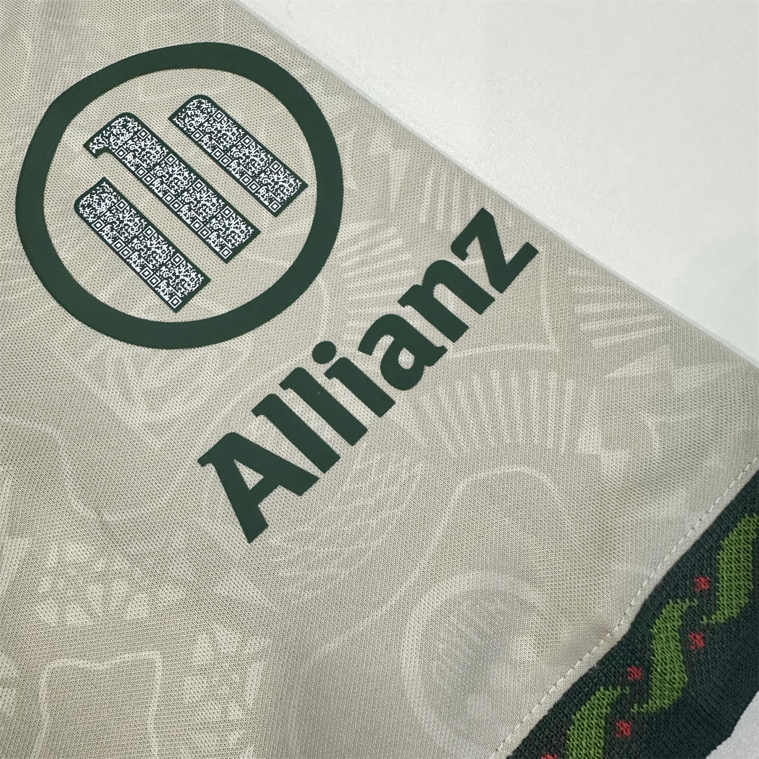 AlphaJersey-Bayern Munich 25-26 Oktoberfest Jersey - Fans Version