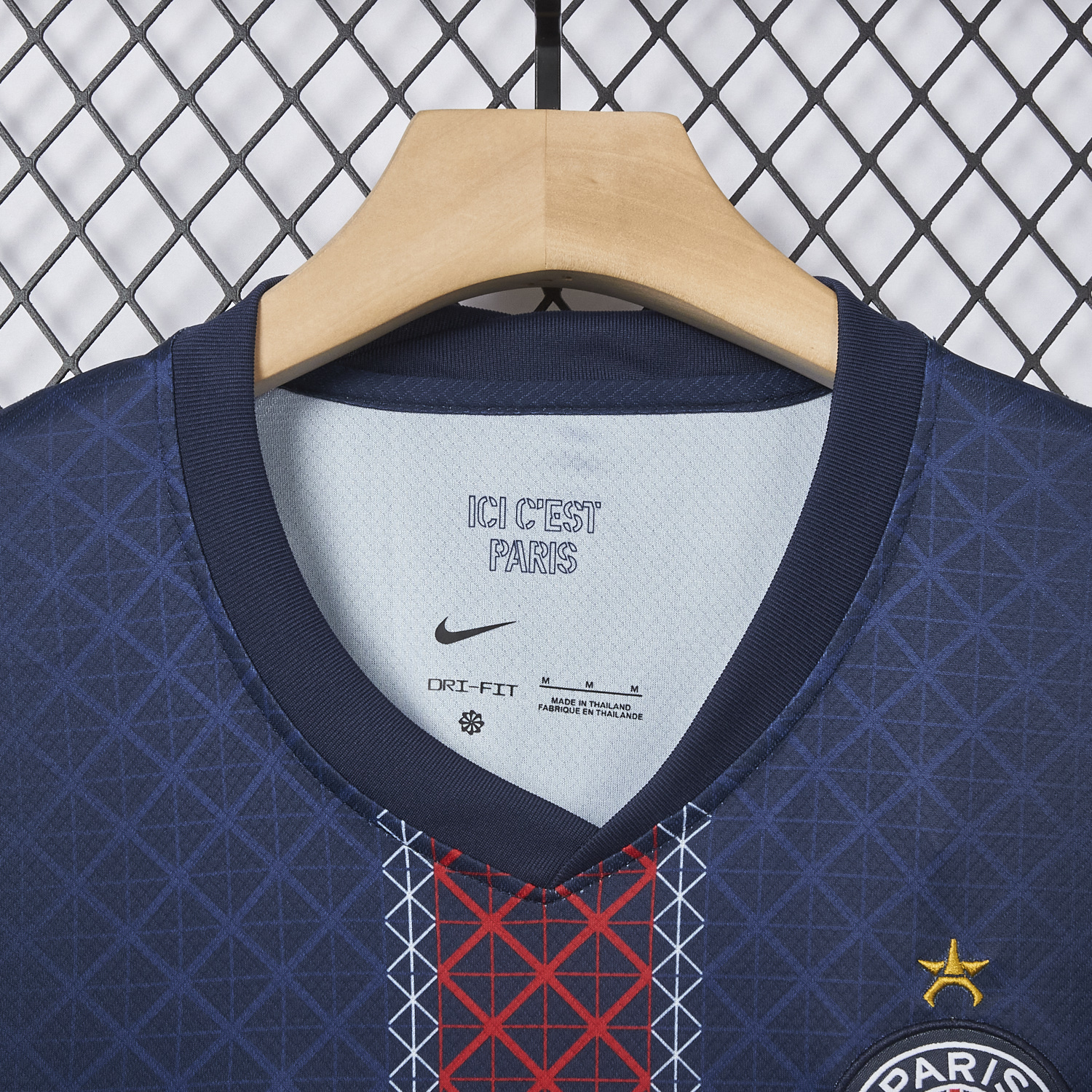 AlphaJersey-Paris Saint-Germain PSG 2025 Champions League Eiffel Tower Star Jersey - Fans Version