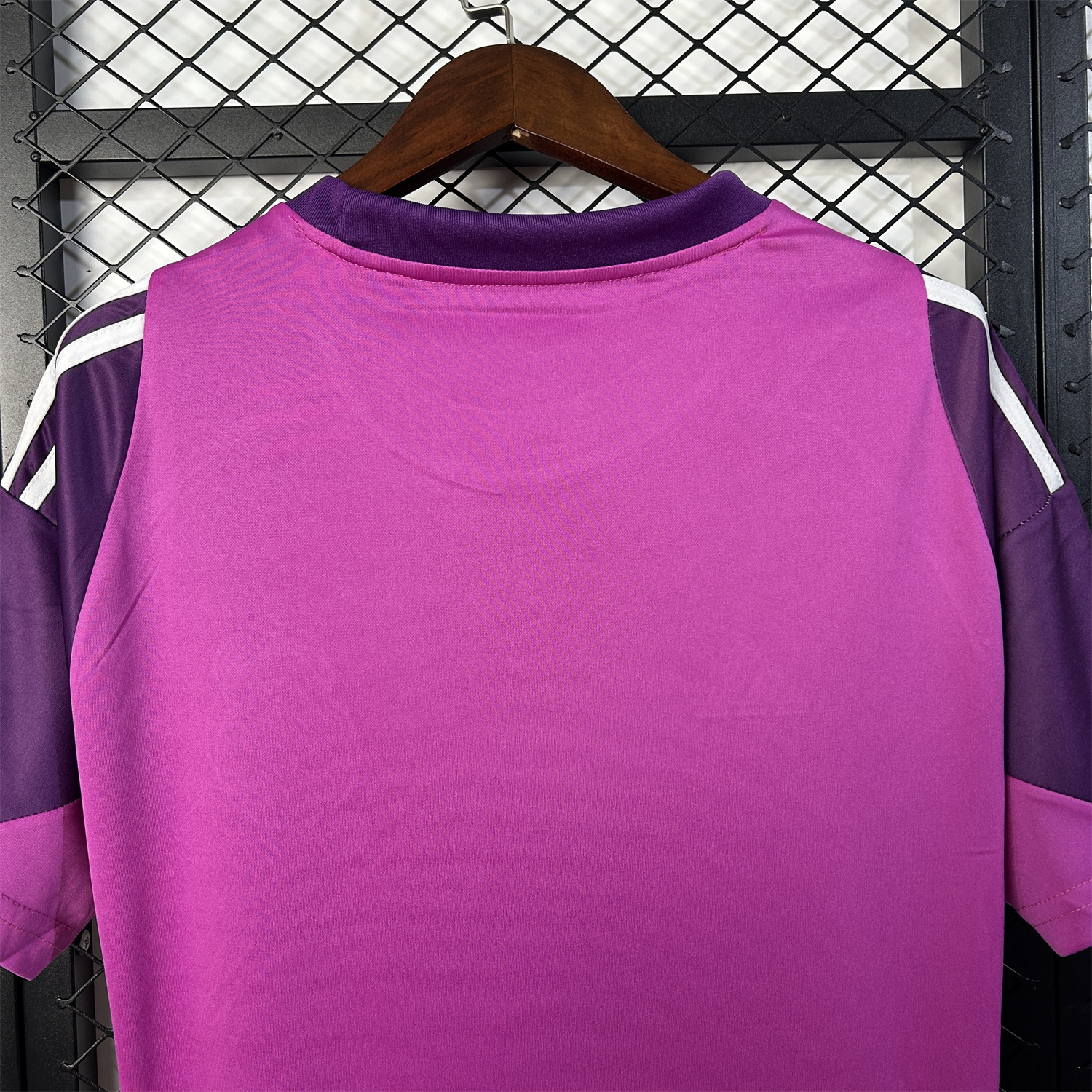 AlphaJersey-Real Madrid 25-26 Purple Goalkeeper Jersey - Fans Version