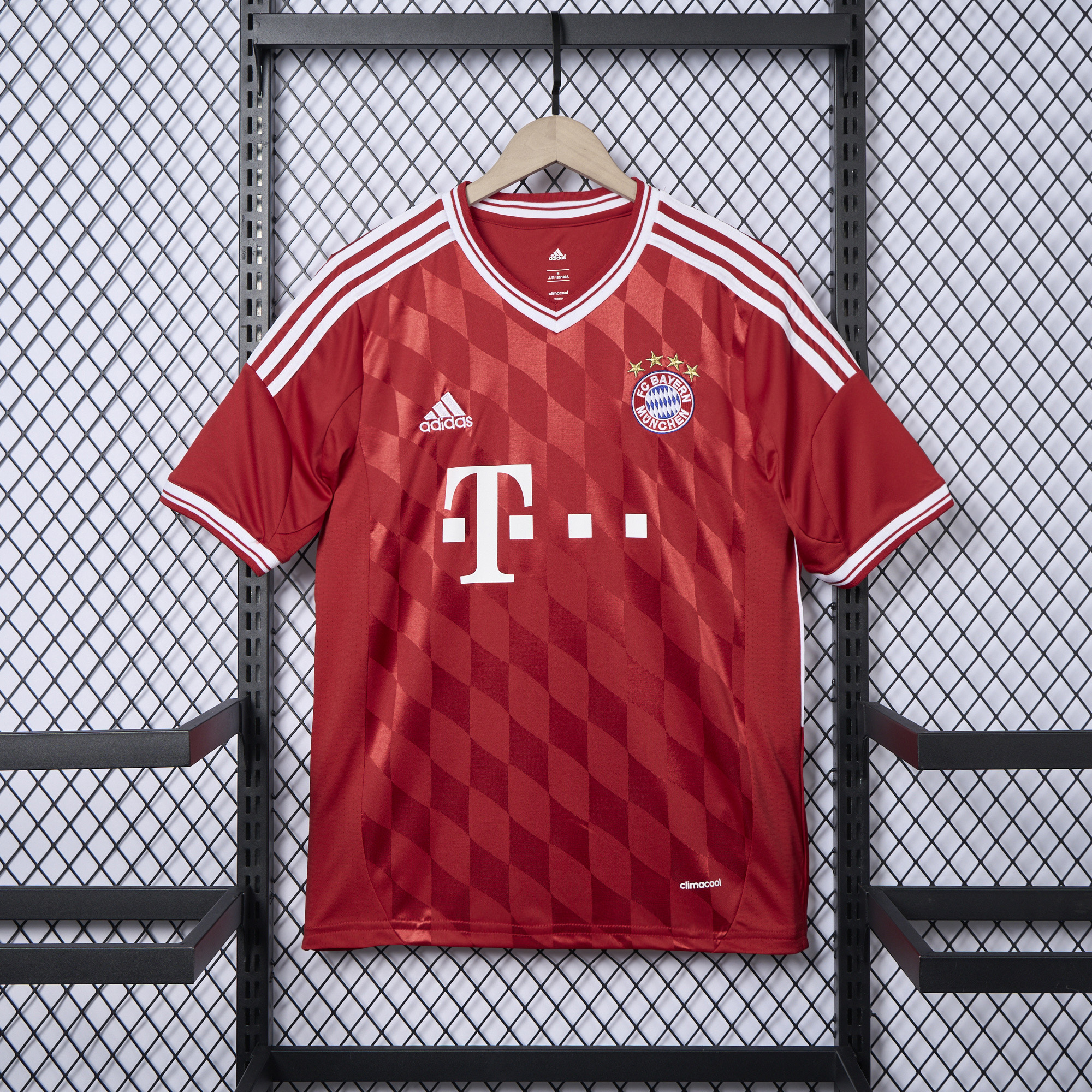 AlphaJersey-Retro Bayern Munich 13-14 Home Jersey