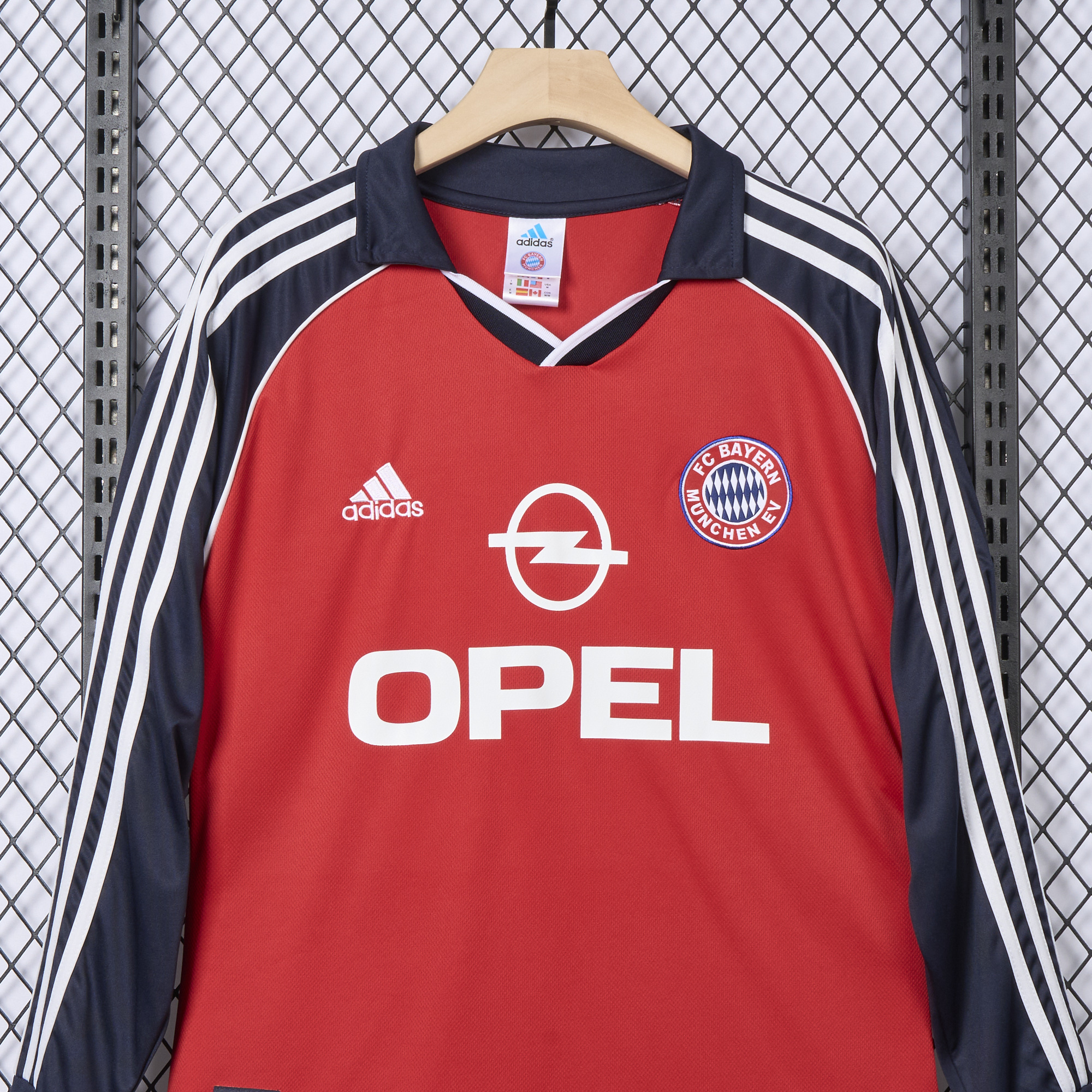 AlphaJersey-Retro Bayern Munich 2000-01 Home Long Sleeve Jersey