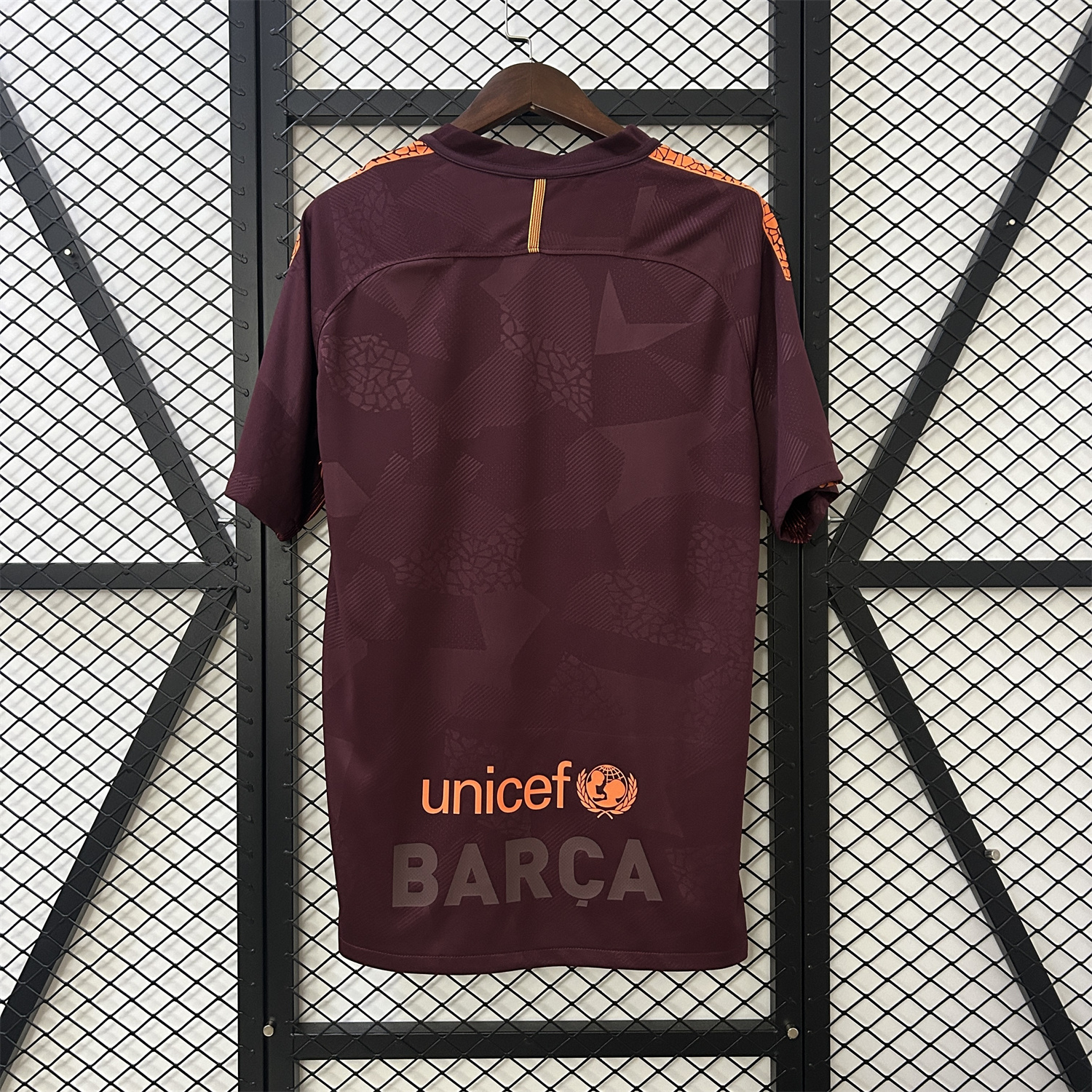 AlphaJersey-Retro Barcelona 17-18 Third Jersey