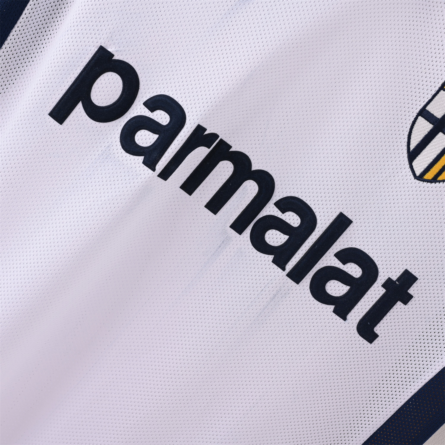 AlphaJersey-Retro Parma 2003-04 Away Jersey - Fans Version
