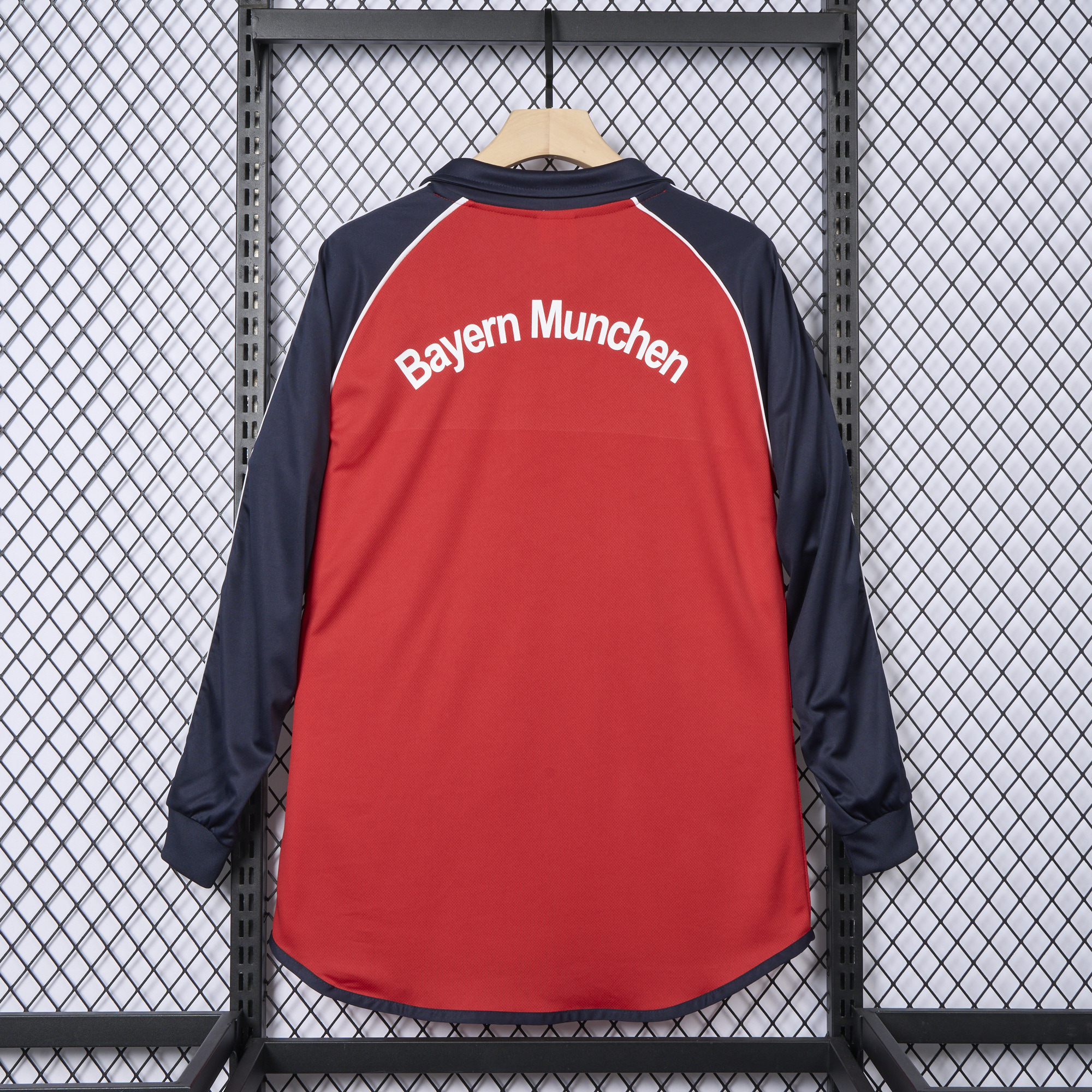 AlphaJersey-Retro Bayern Munich 2000-01 Home Long Sleeve Jersey