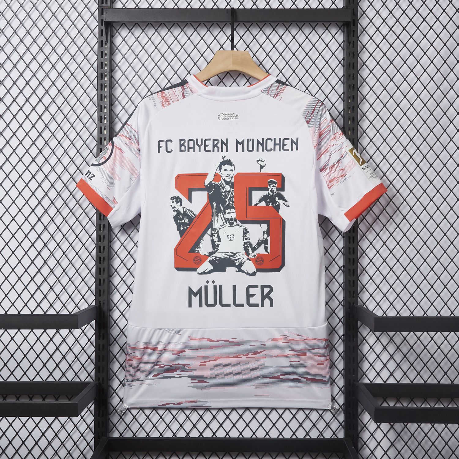 AlphaJersey-【MÜLLER 25 Pattern】Bayern Munich 25-26 Away Jersey - Fans Version