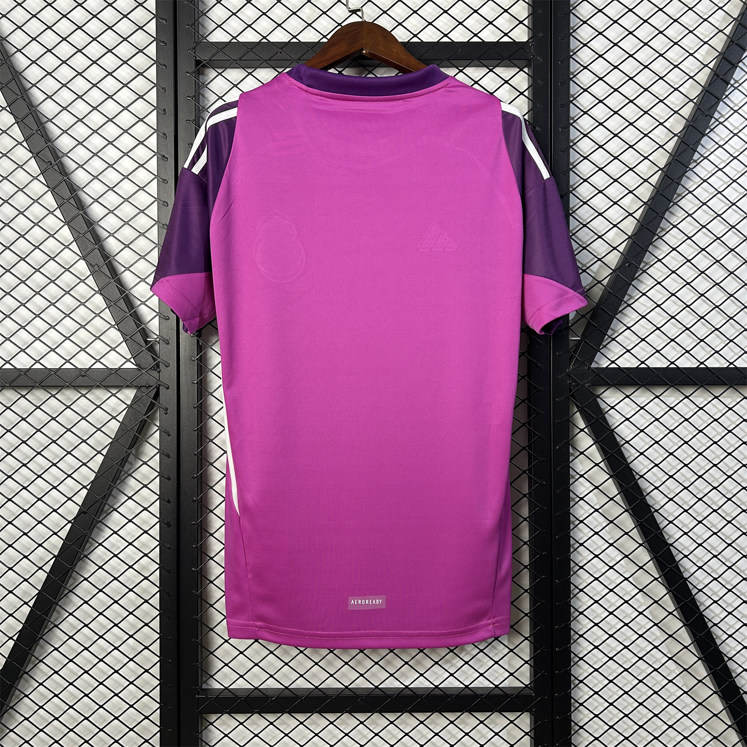 AlphaJersey-Real Madrid 25-26 Purple Goalkeeper Jersey - Fans Version