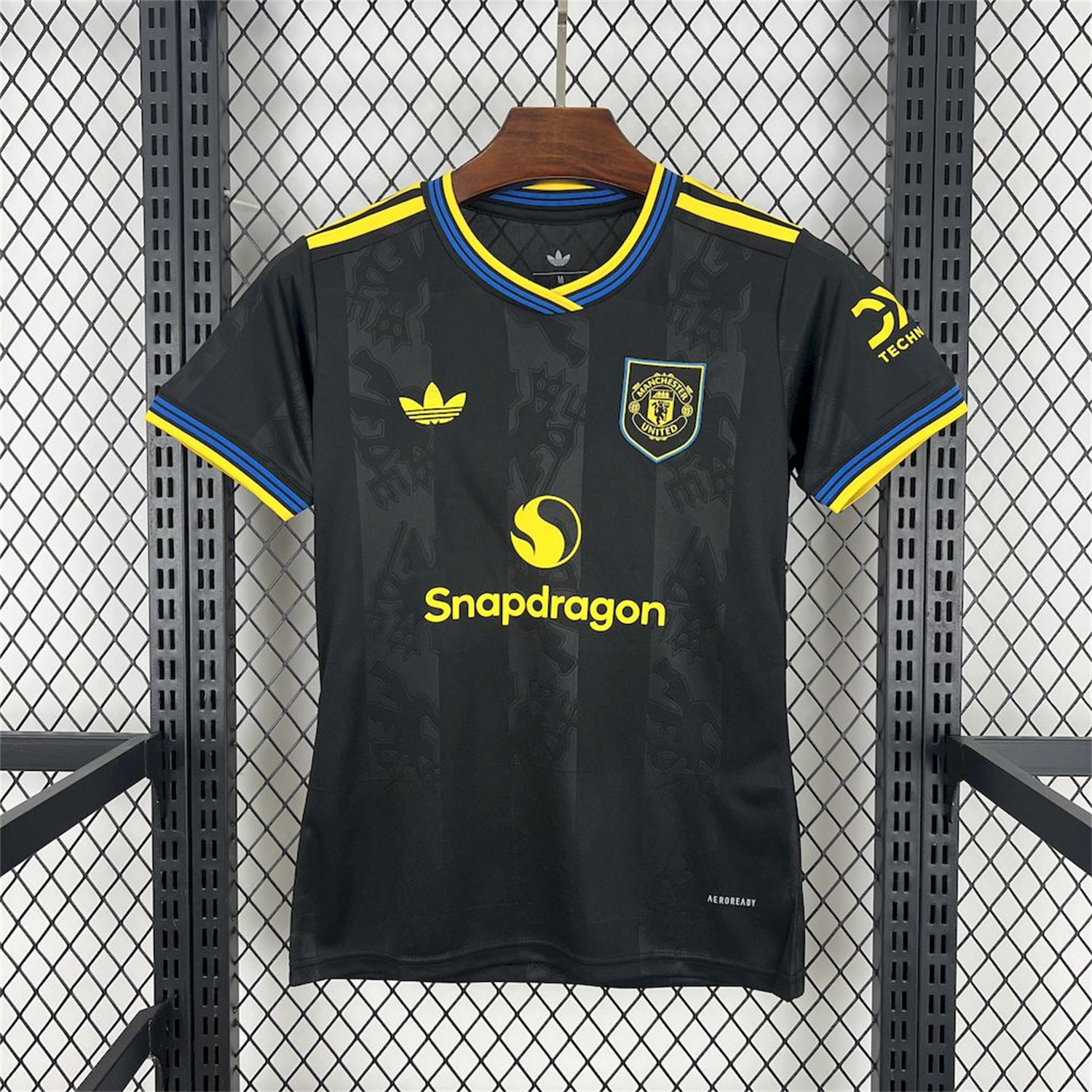 AlphaJersey-Women's Manchester United 25-26 Third Jersey