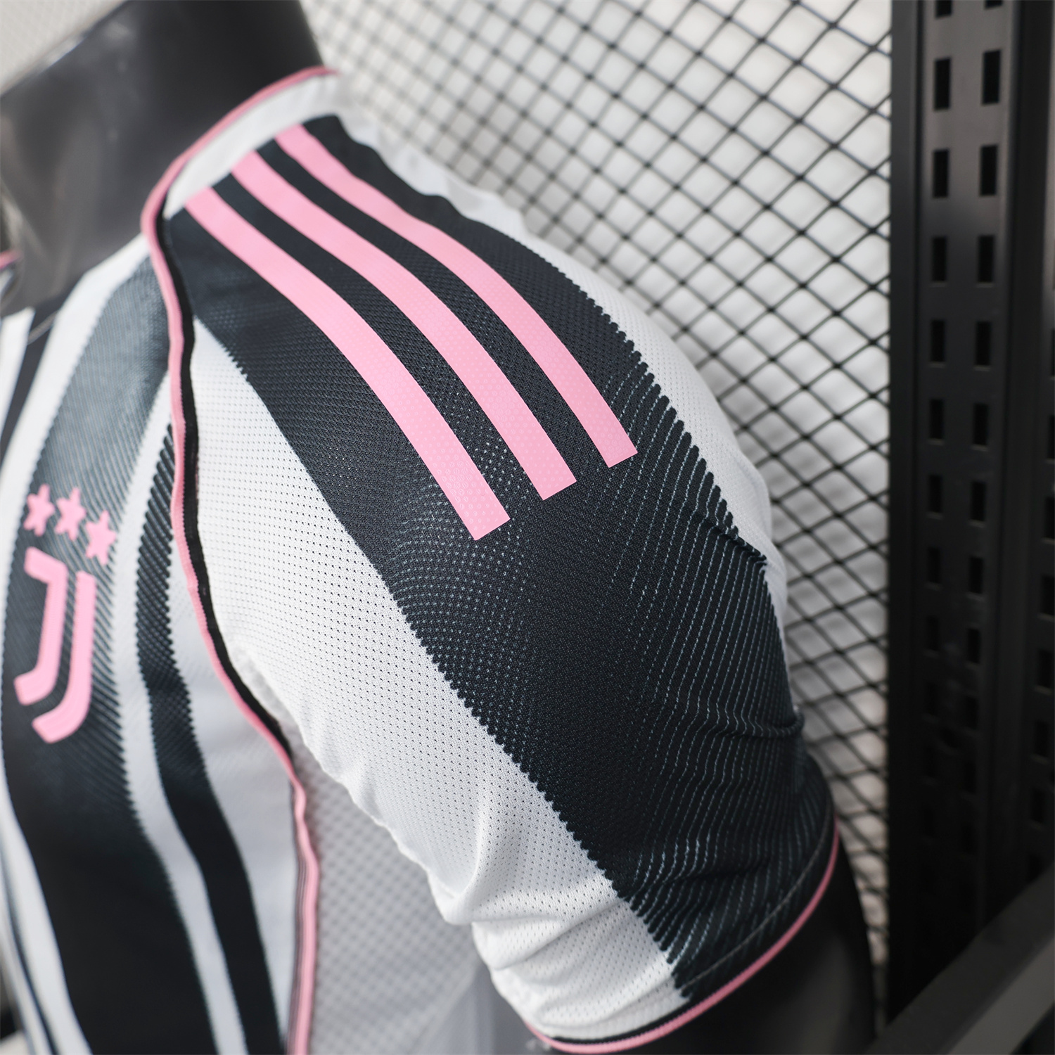 AlphaJersey-Juventus 25-26 Home Stadium Jersey - Player Version