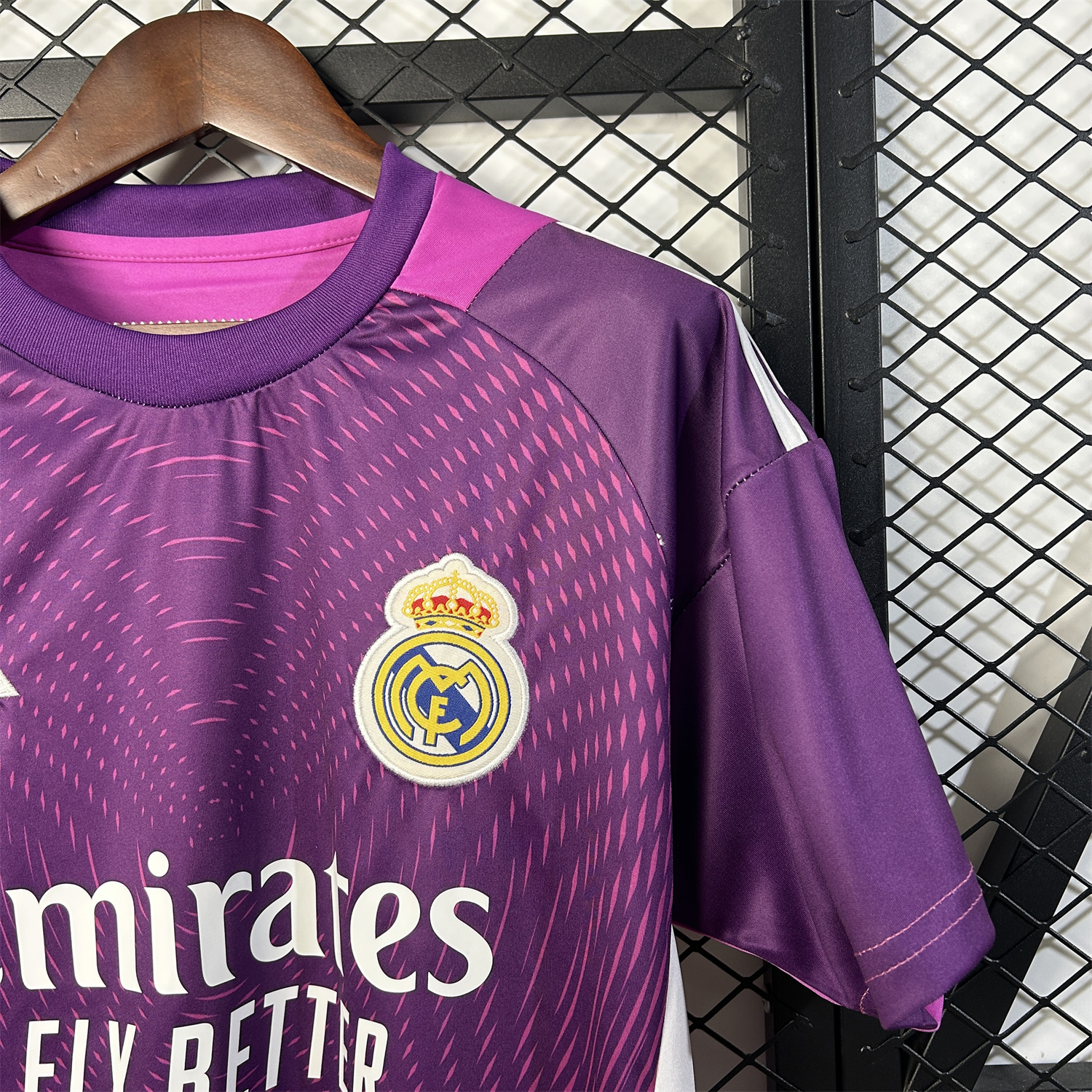 AlphaJersey-Real Madrid 25-26 Purple Goalkeeper Jersey - Fans Version