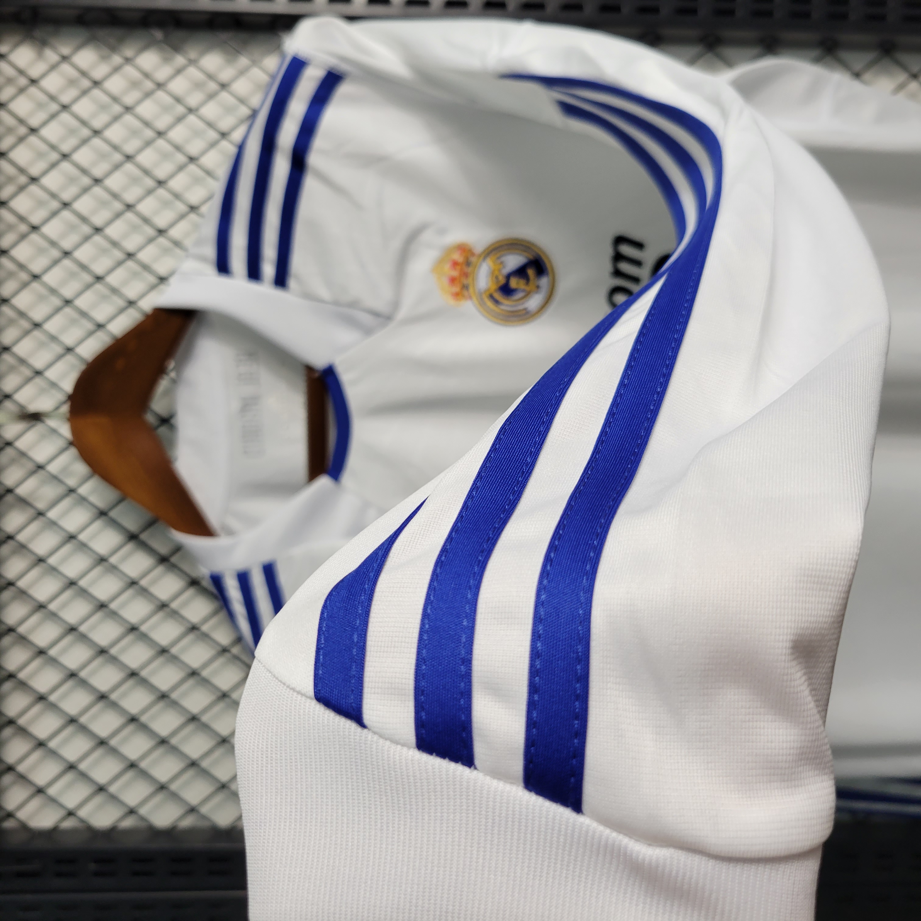 AlphaJersey-Retro Real Madrid 10-11 Home Stadium Long Sleeve Jersey