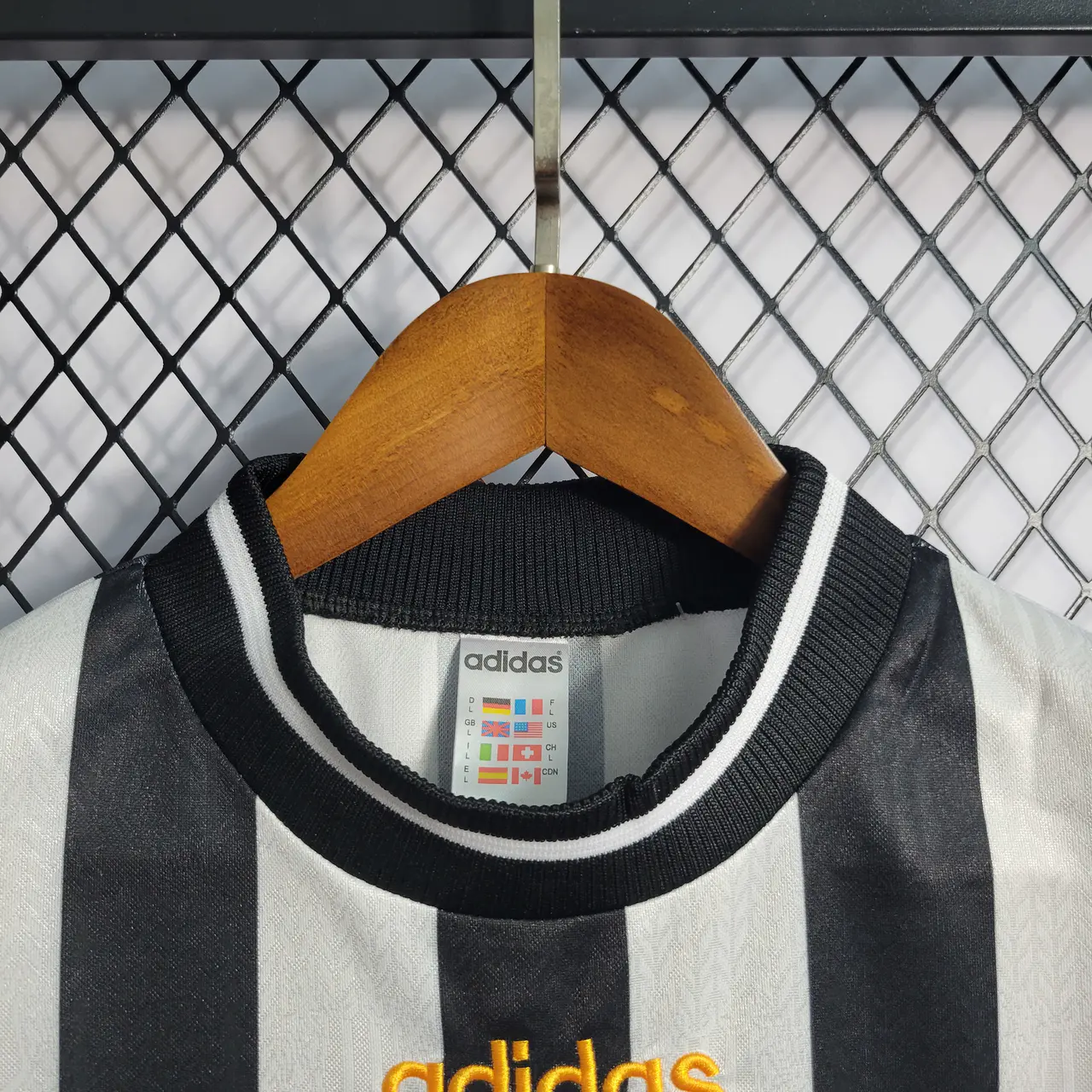 Socce Jerseys-topleaguejerseys.com