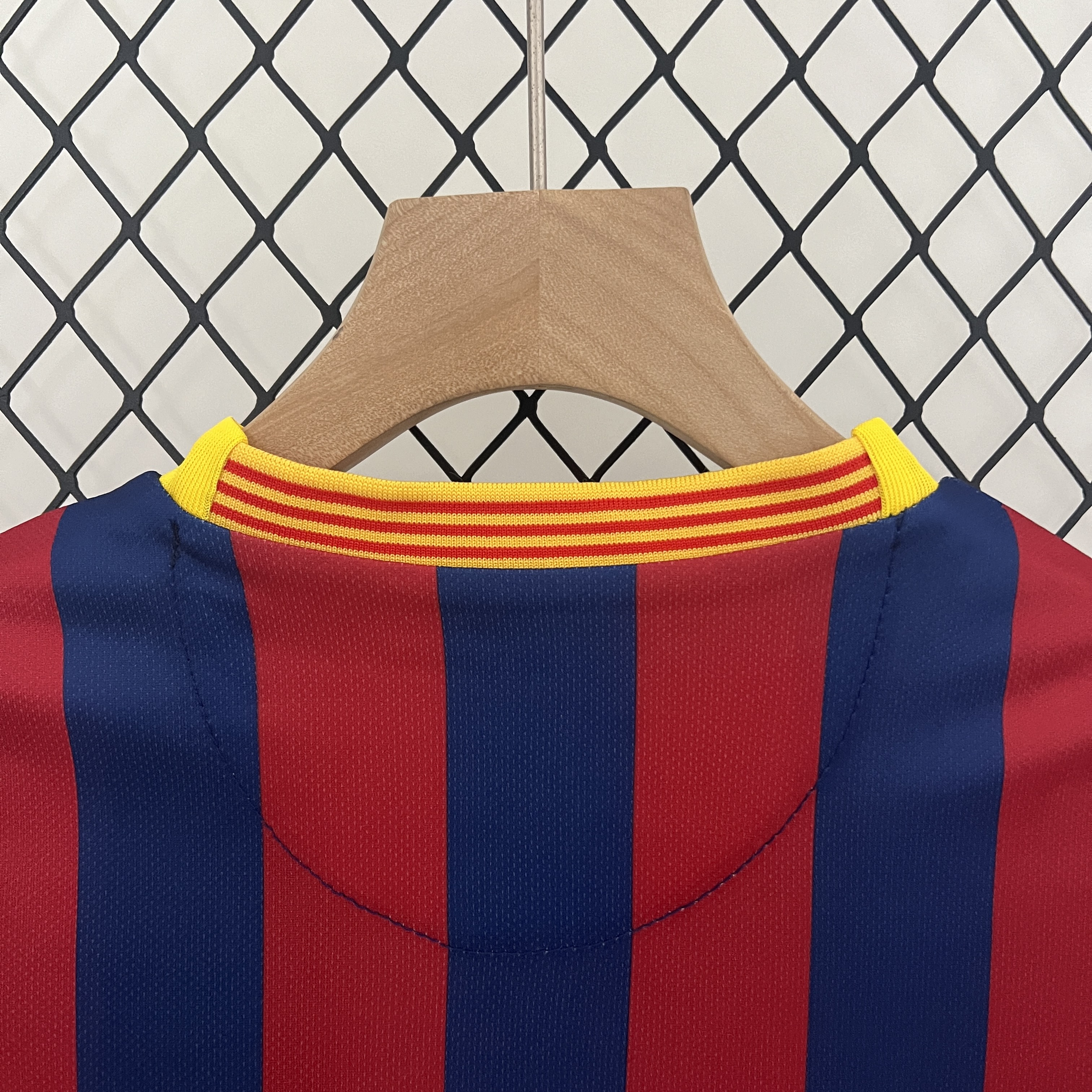 AlphaJersey-Retro Barcelona 2013-14 Home Stadium Kids Kit