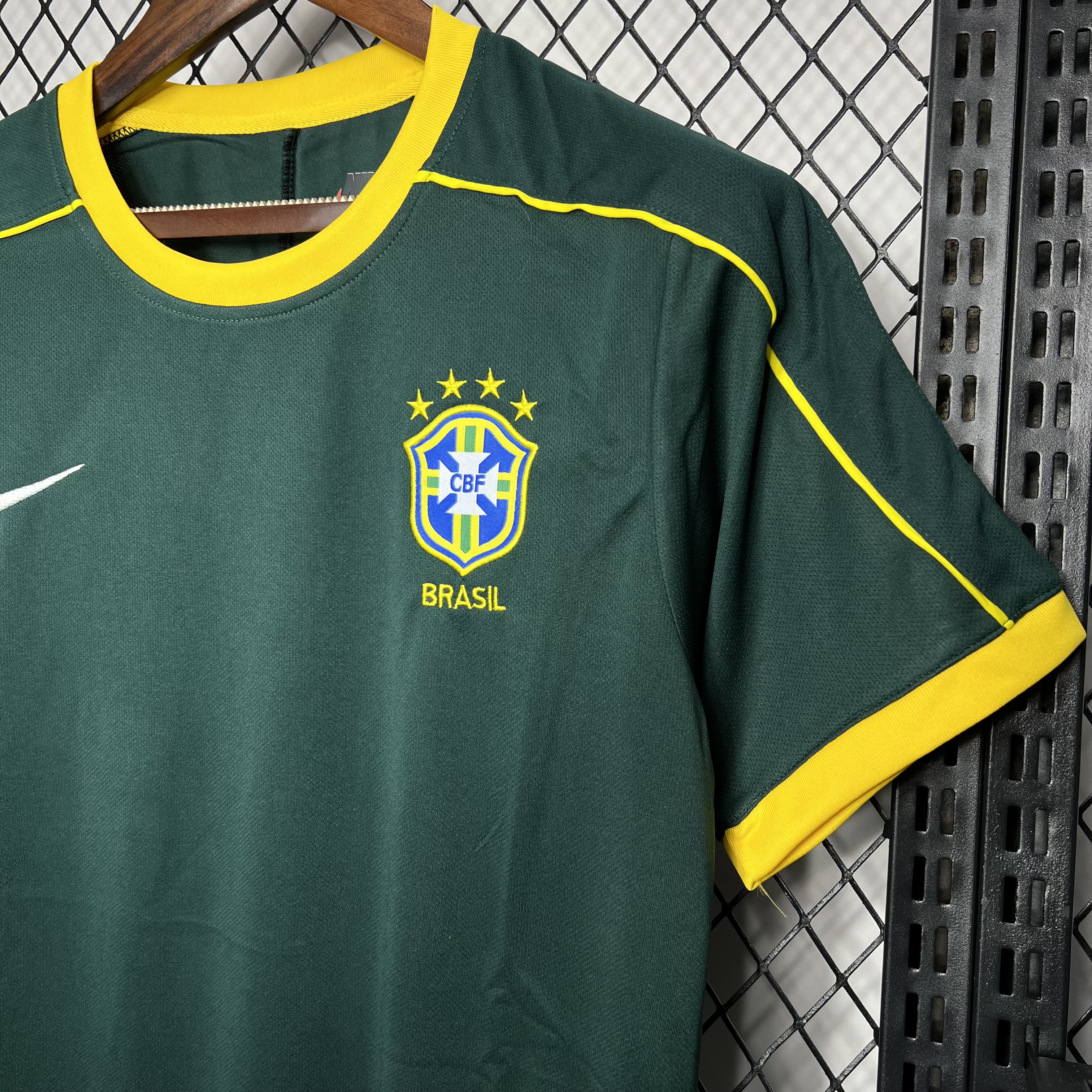AlphaJersey-Retro Brazil 1998 Goalkeeper Jersey
