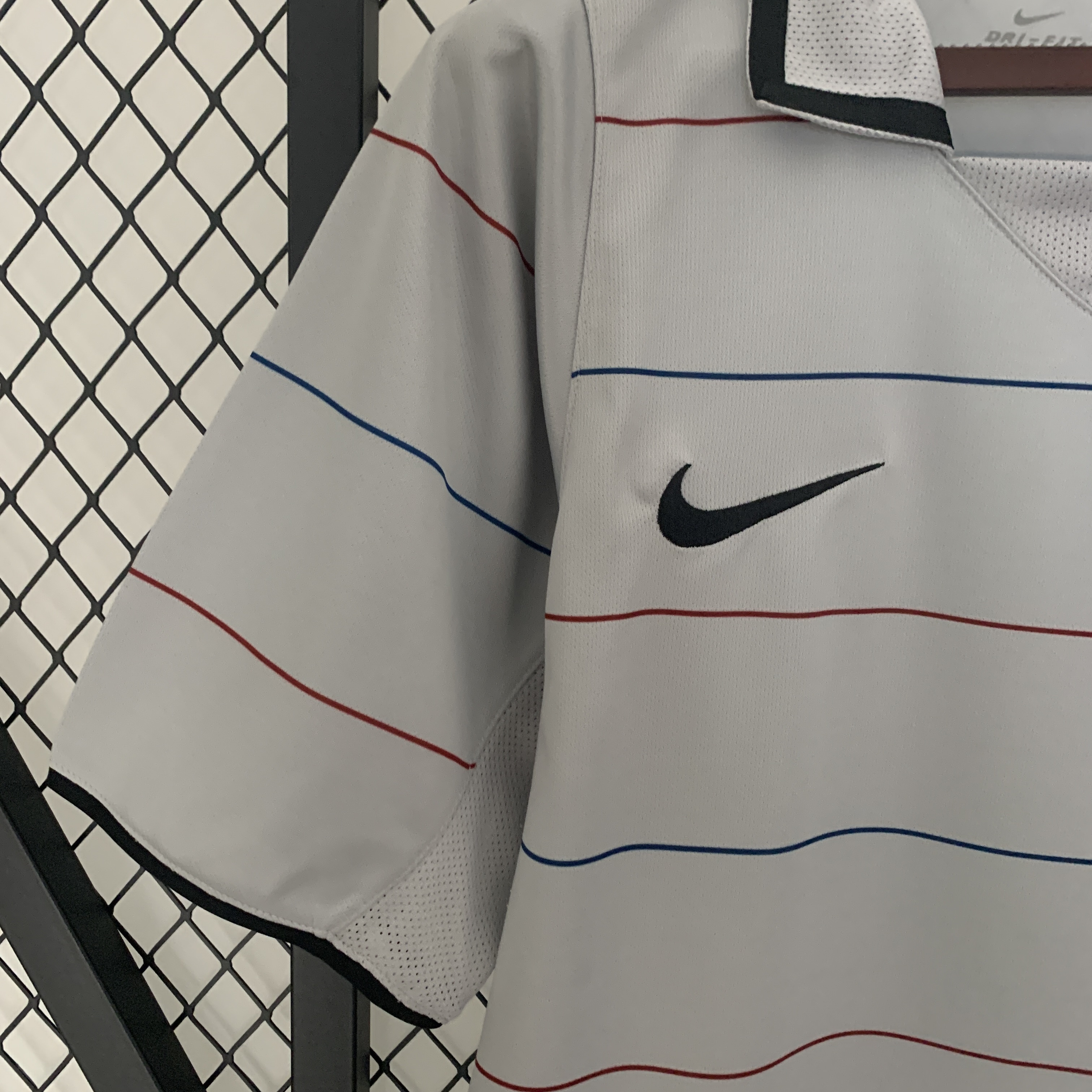 AlphaJersey-Retro Barcelona 03-04 Away Stadium Jersey