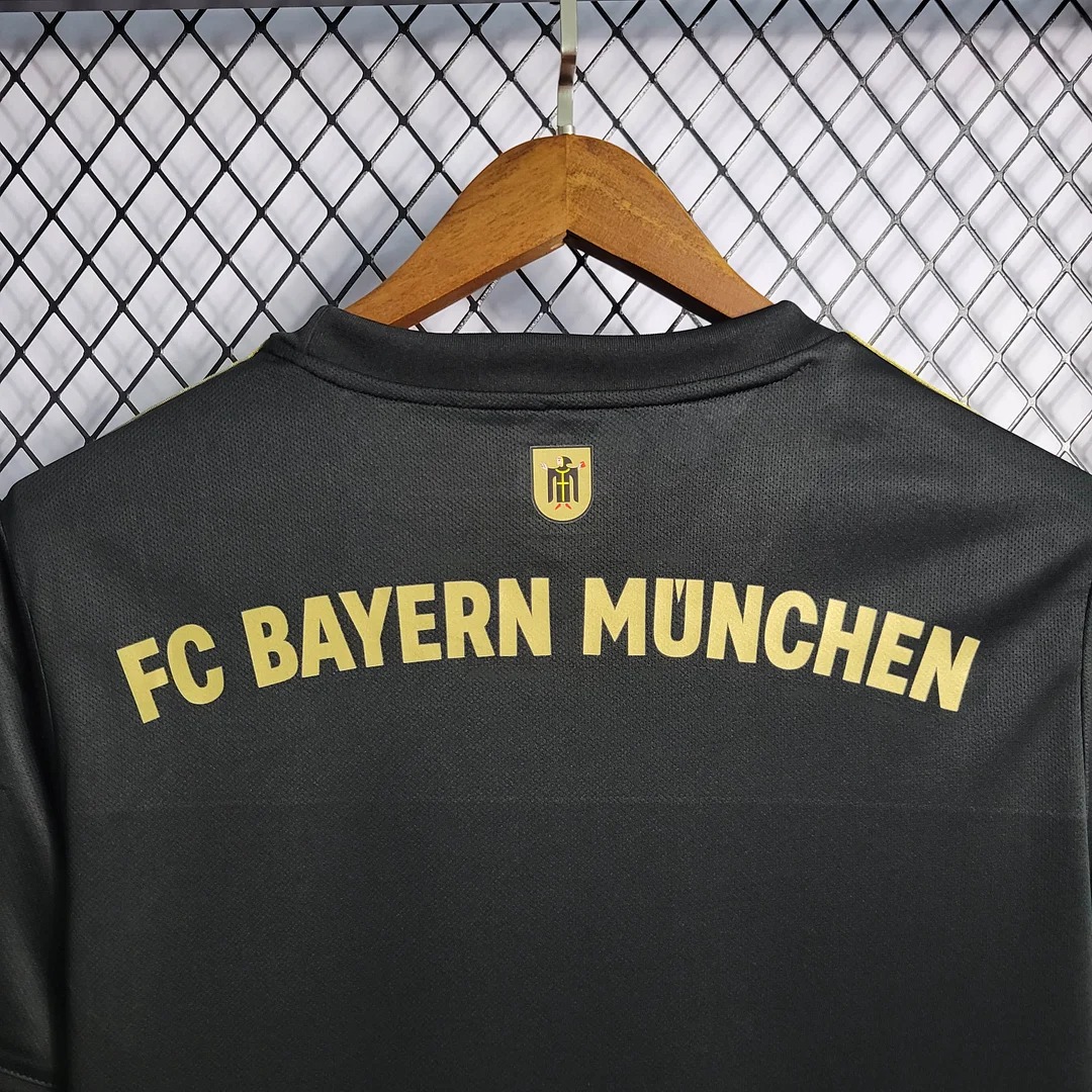 AlphaJersey-Retro Bayern Munich 21-22 Away Stadium Jersey