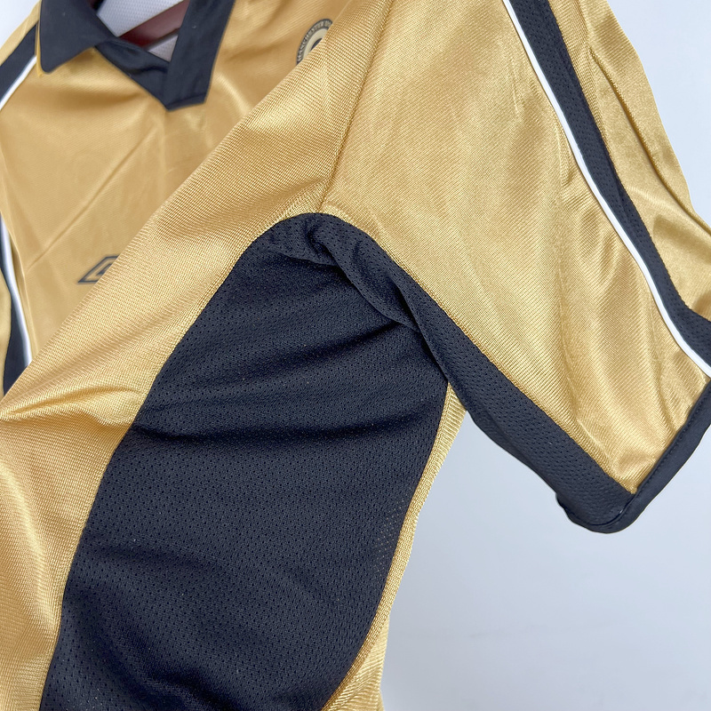 AlphaJersey-Retro Manchester United 01-02 100th Anniversary Special Edition Jersey - Gold