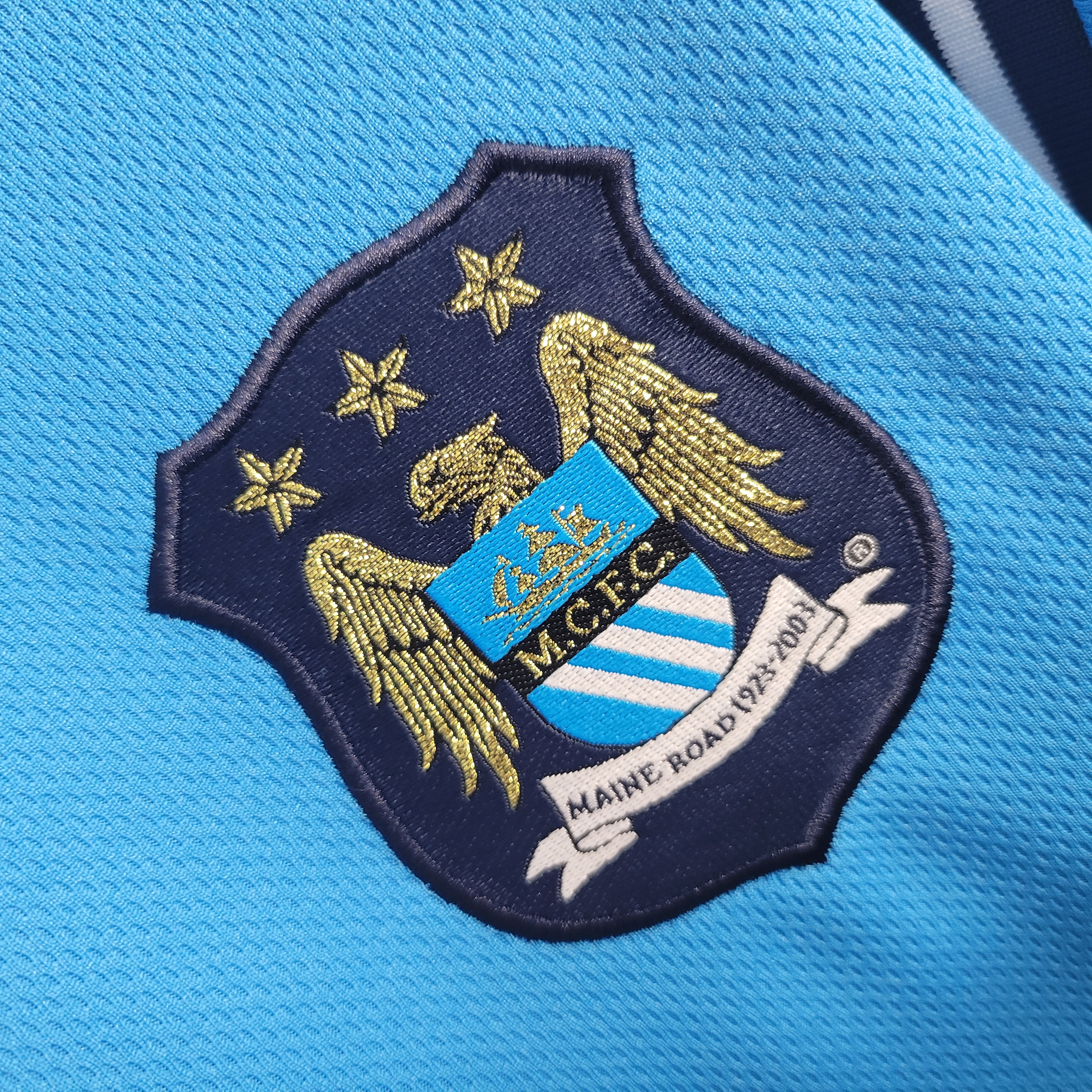 AlphaJersey-Retro Manchester City 2001-02 Home Stadium Jersey