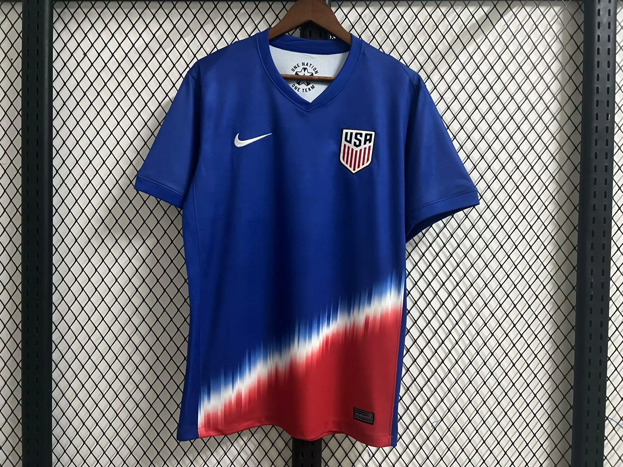 Socce Jerseys-topleaguejerseys.com
